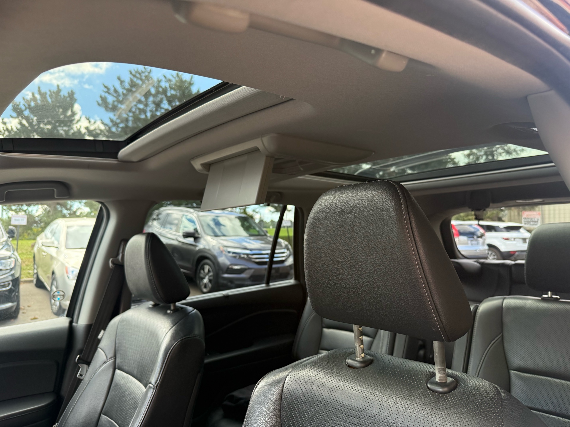 /hemiautosalesserviceinc/2017-Honda-Pilot-2269073707714453.jpg