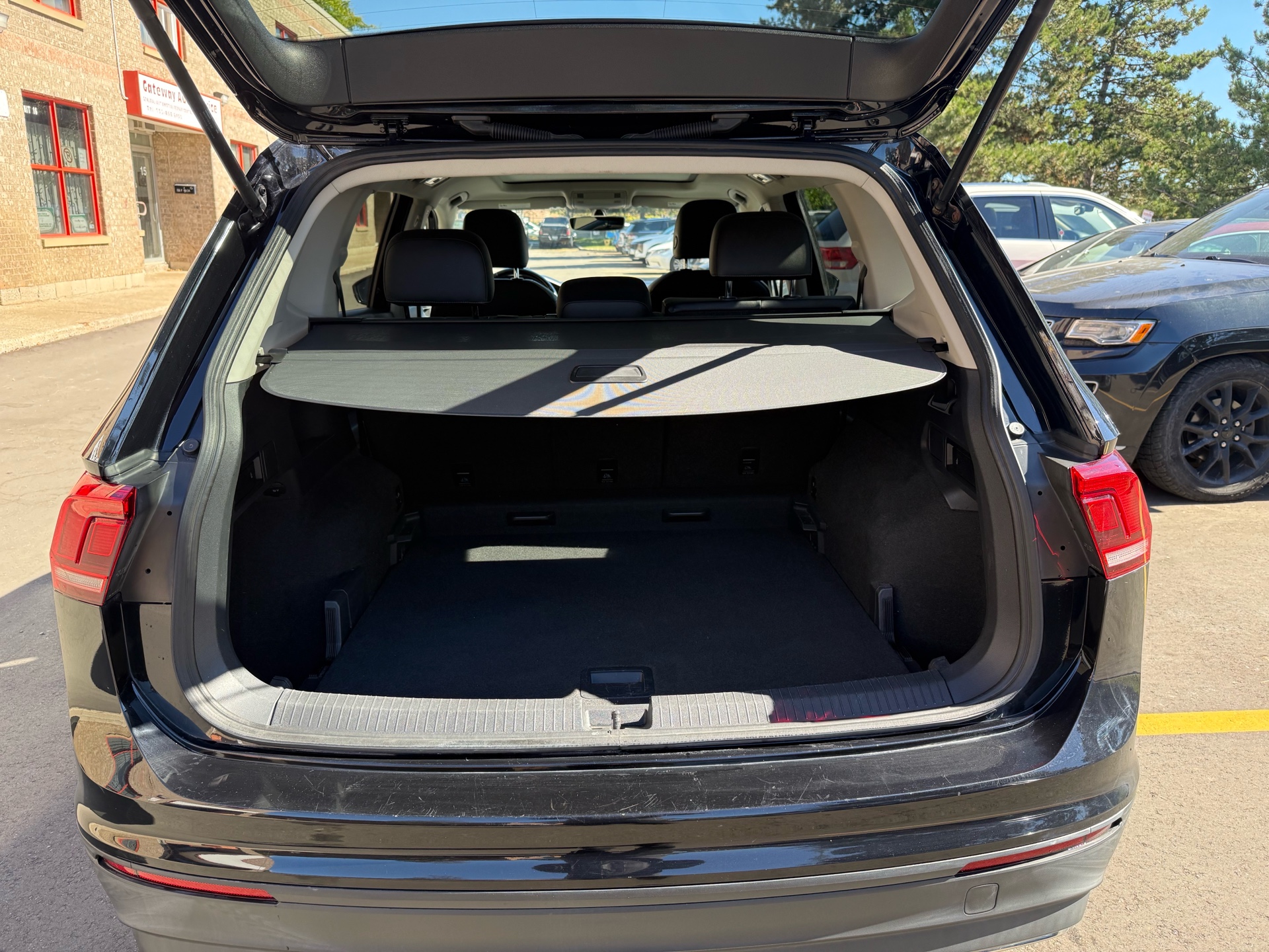/hemiautosalesserviceinc/2018-Volkswagen-Tiguan-37911462547173747.jpg