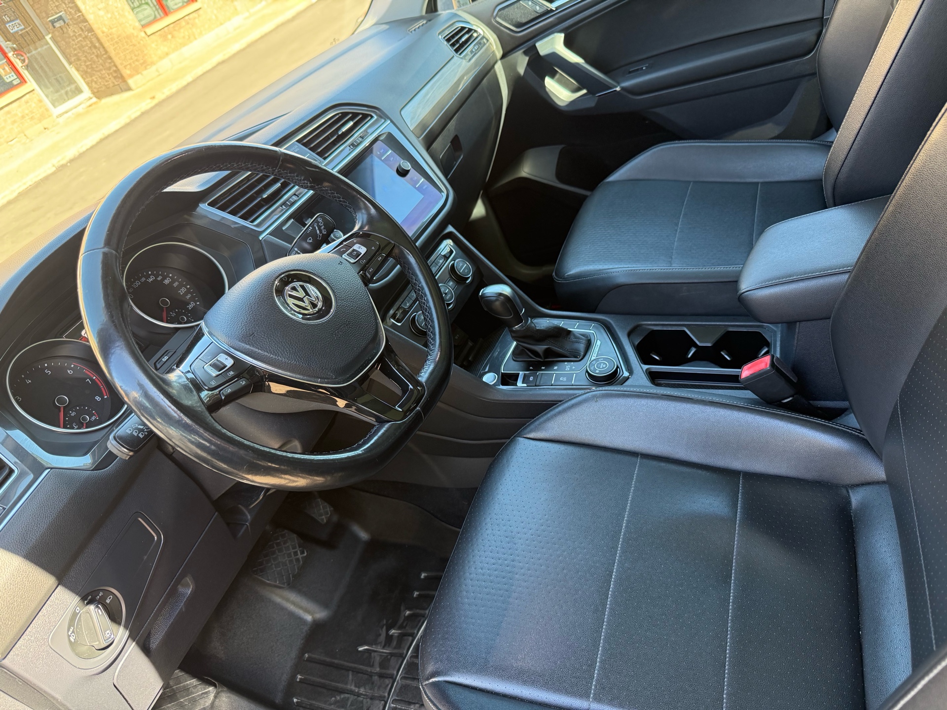 /hemiautosalesserviceinc/2018-Volkswagen-Tiguan-7540821861400144.jpg