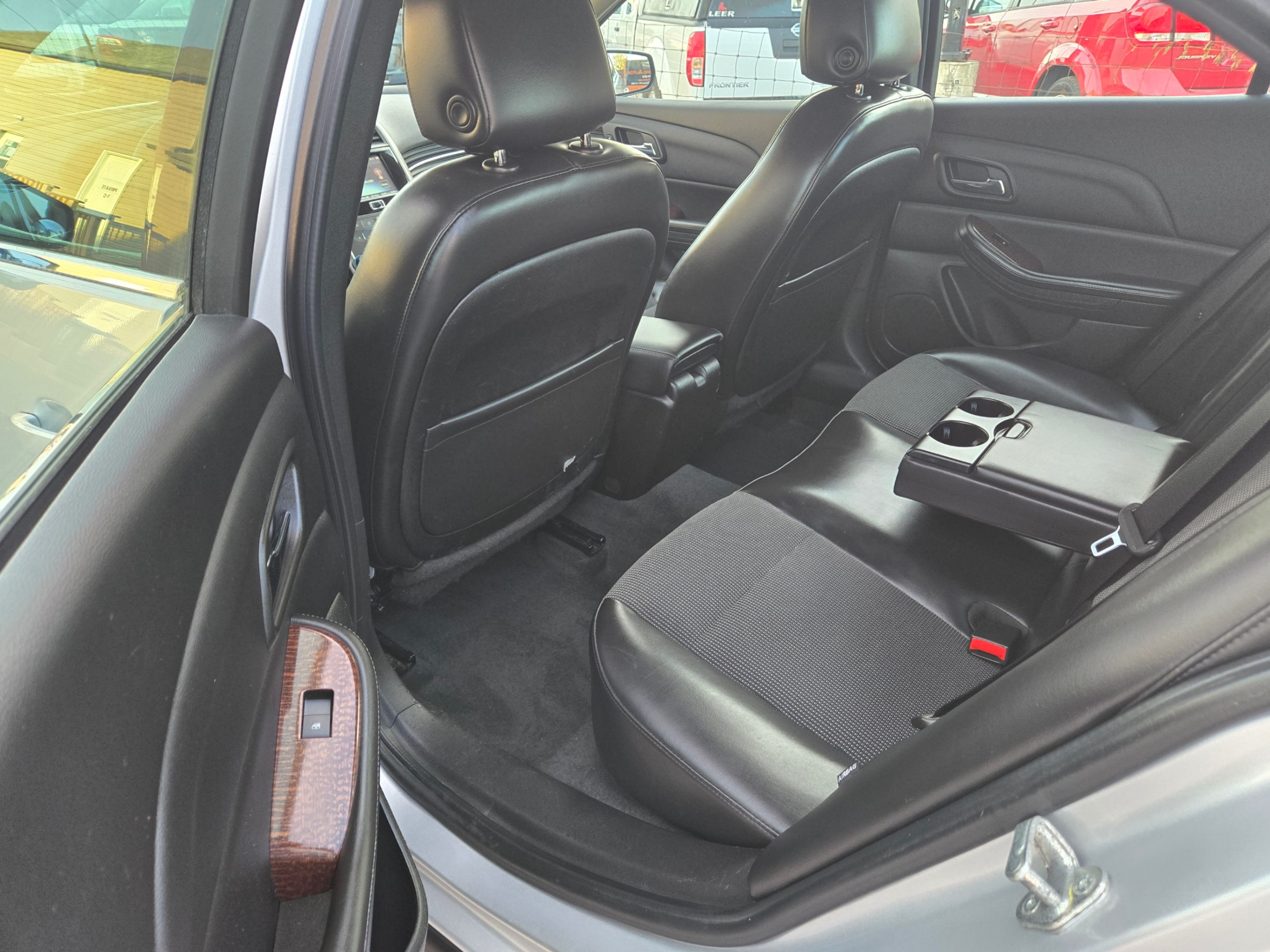 /hunsbroauto/2013-Chevrolet-Malibu-23073197578330618.jpg