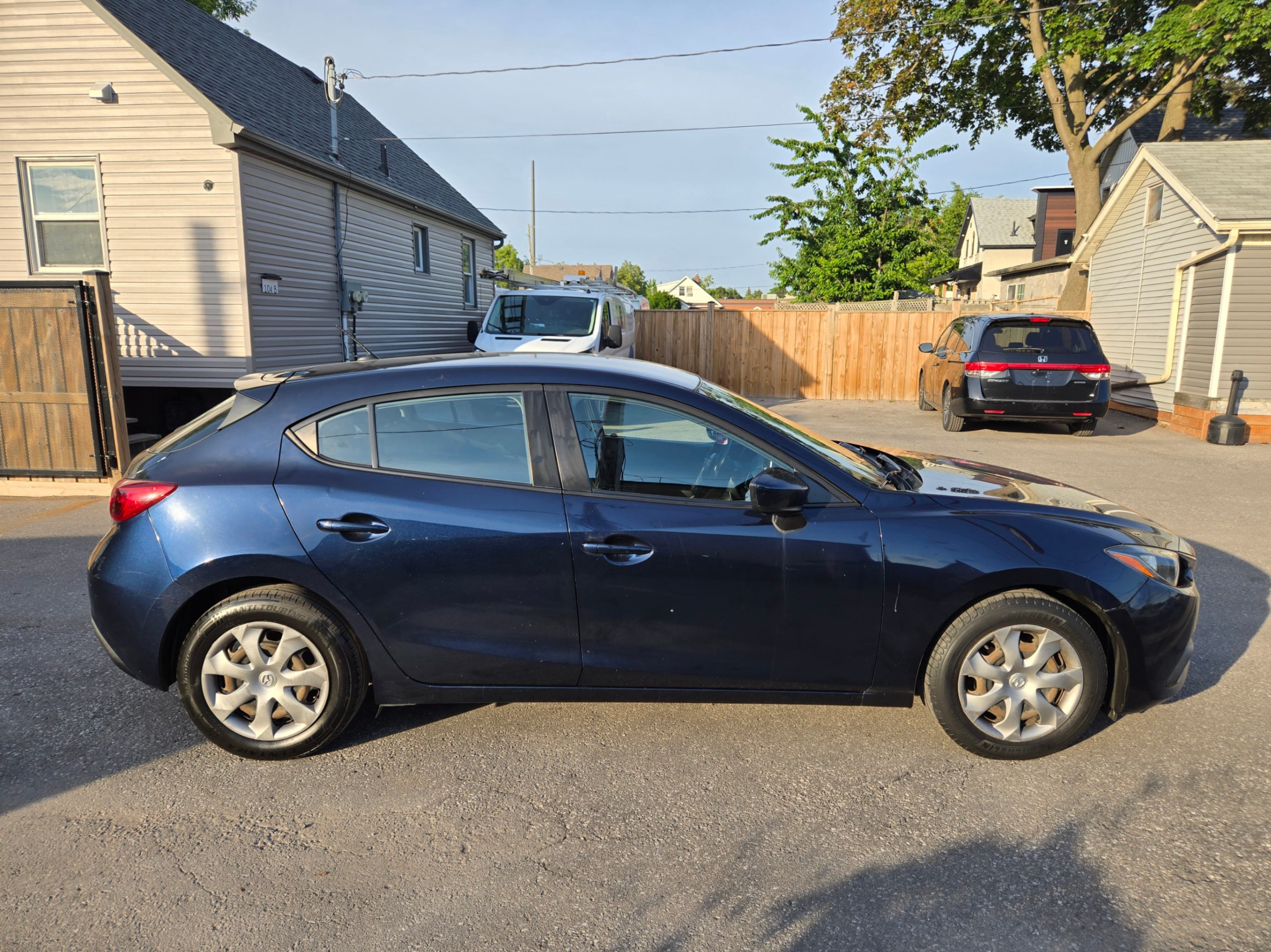 /hunsbroauto/2014-Mazda-Mazda3-12836832108079688.jpg