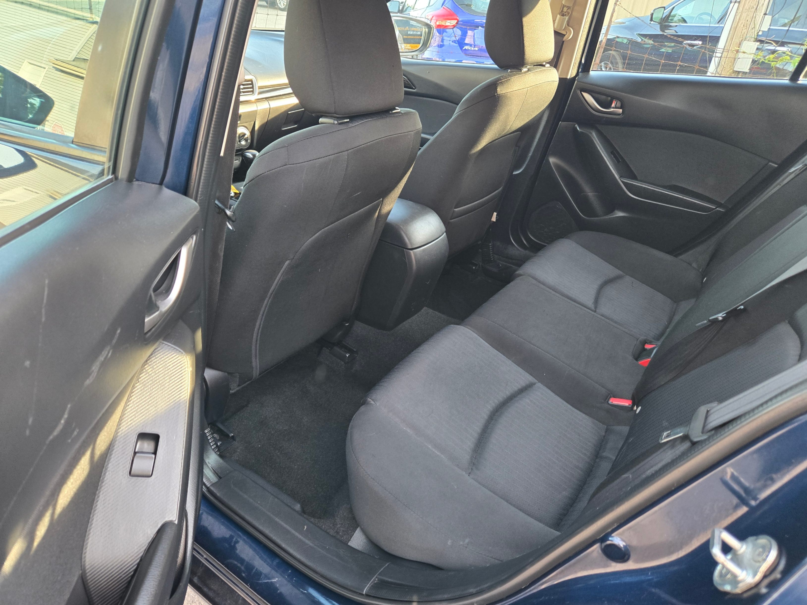 /hunsbroauto/2014-Mazda-Mazda3-3764782330098895.jpg
