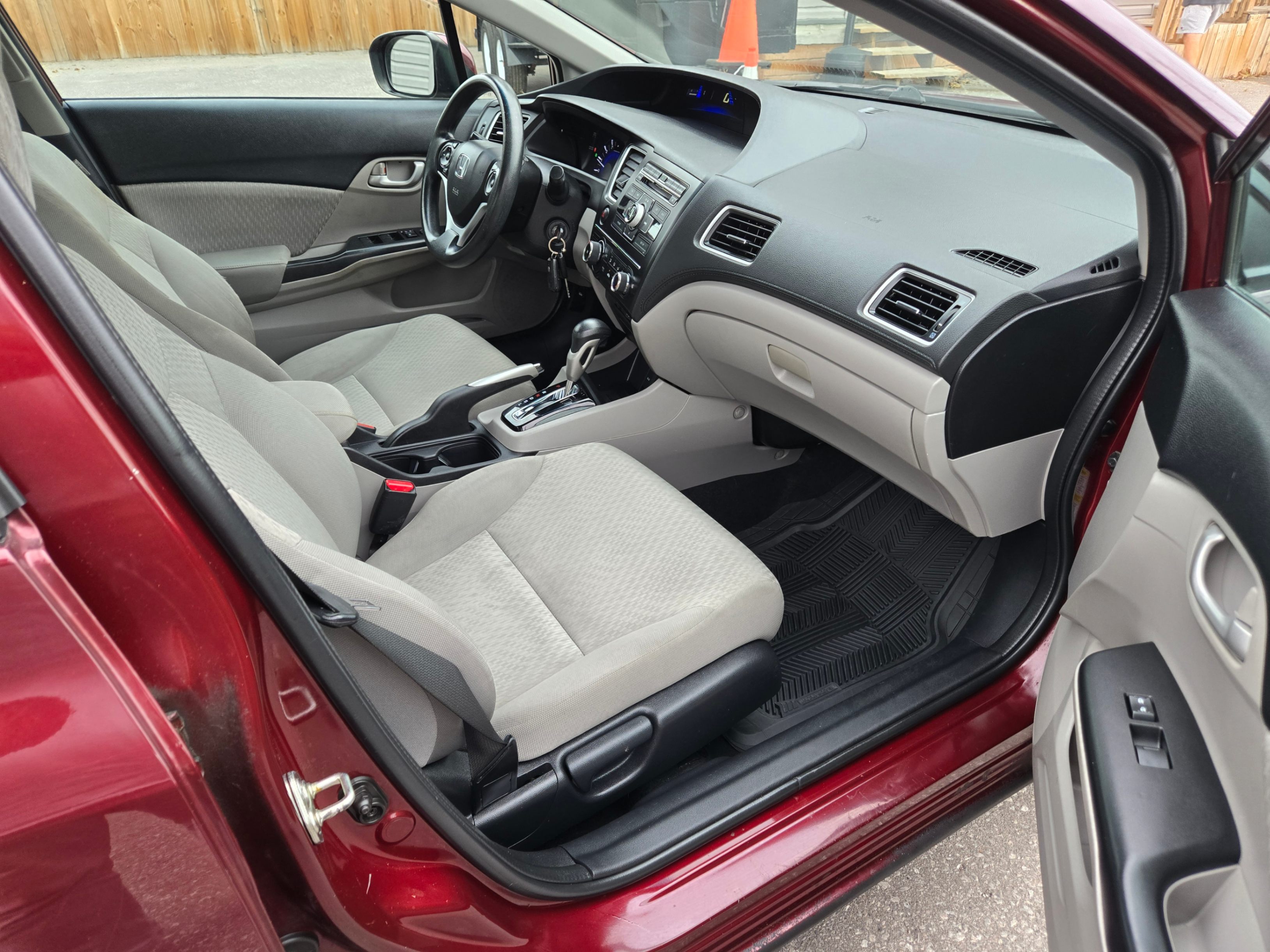 /hunsbroauto/2015-Honda-Civic-2374589182185891.jpg