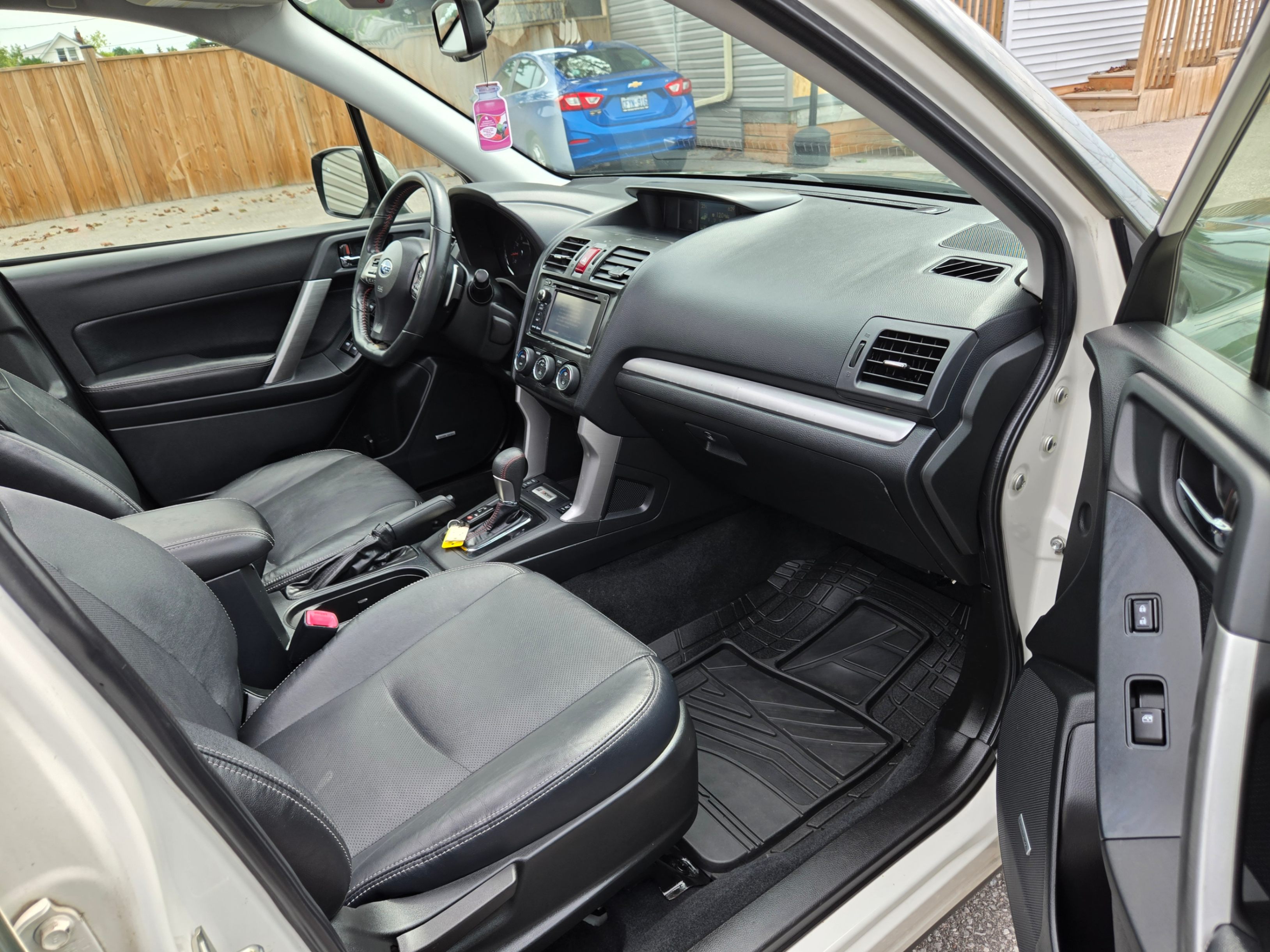 /hunsbroauto/2015-Subaru-Forester-0997041584761793.jpg