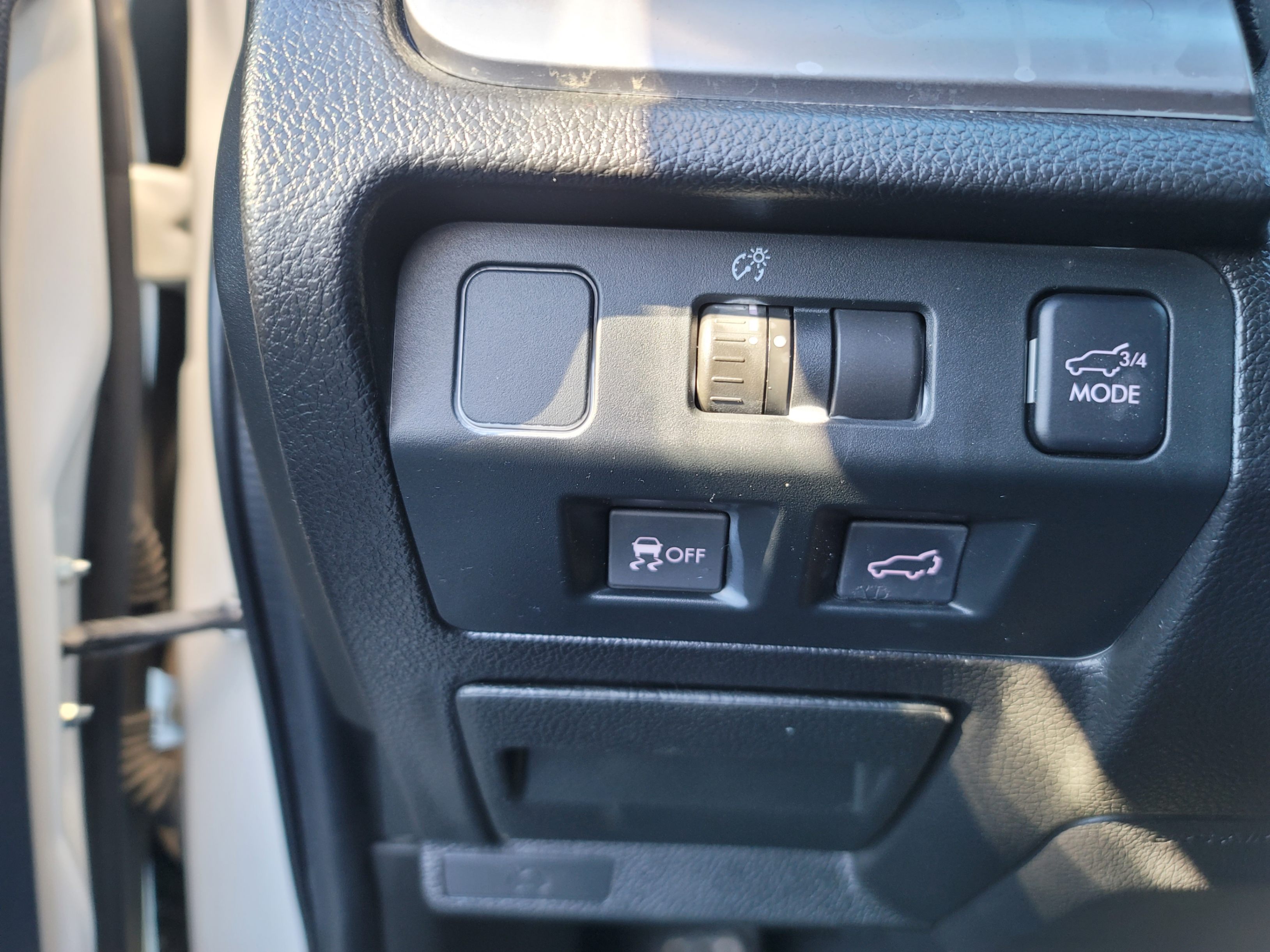 /hunsbroauto/2015-Subaru-Forester-4594943928453632.jpg