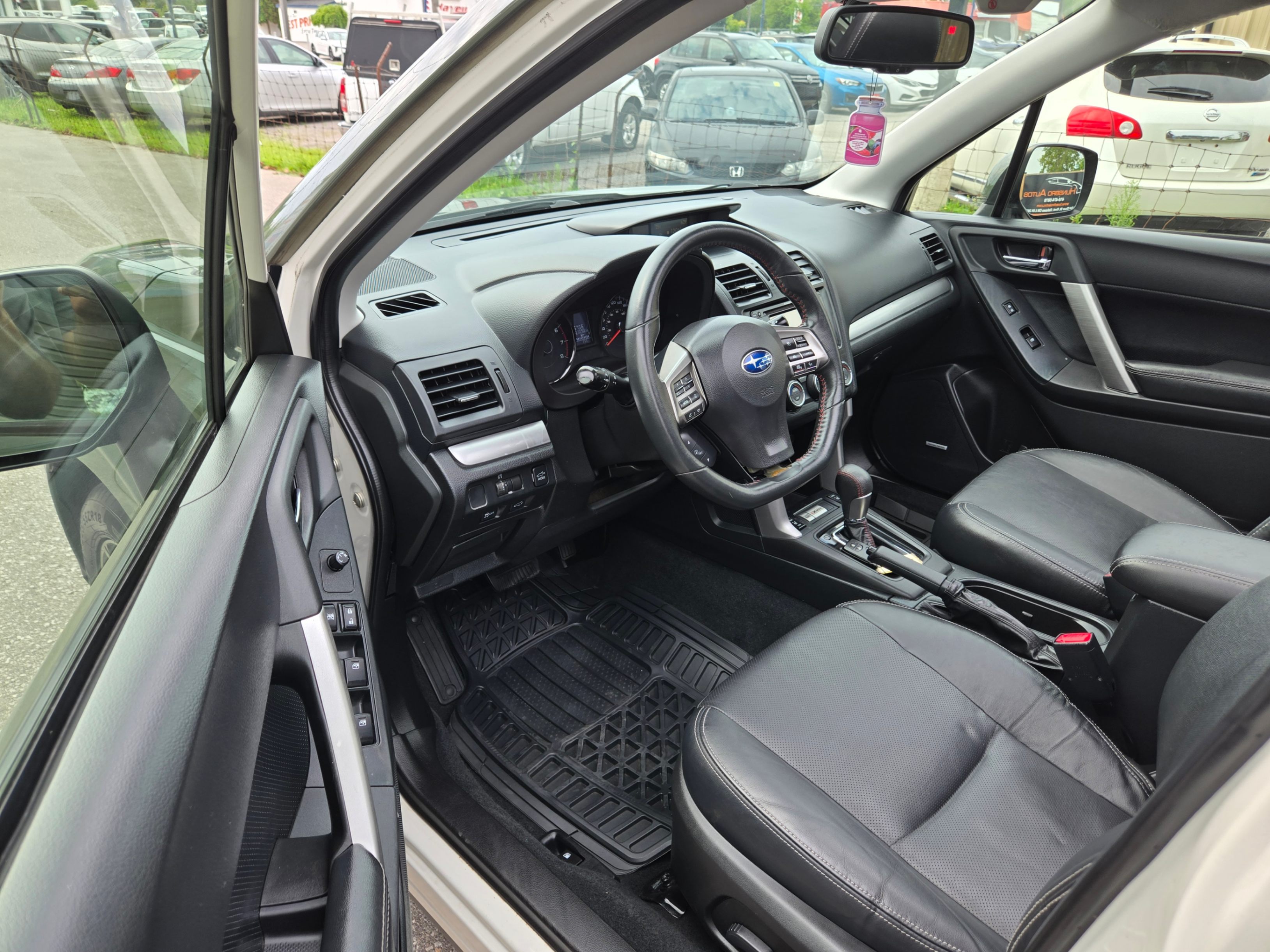 /hunsbroauto/2015-Subaru-Forester-9989019758480504.jpg