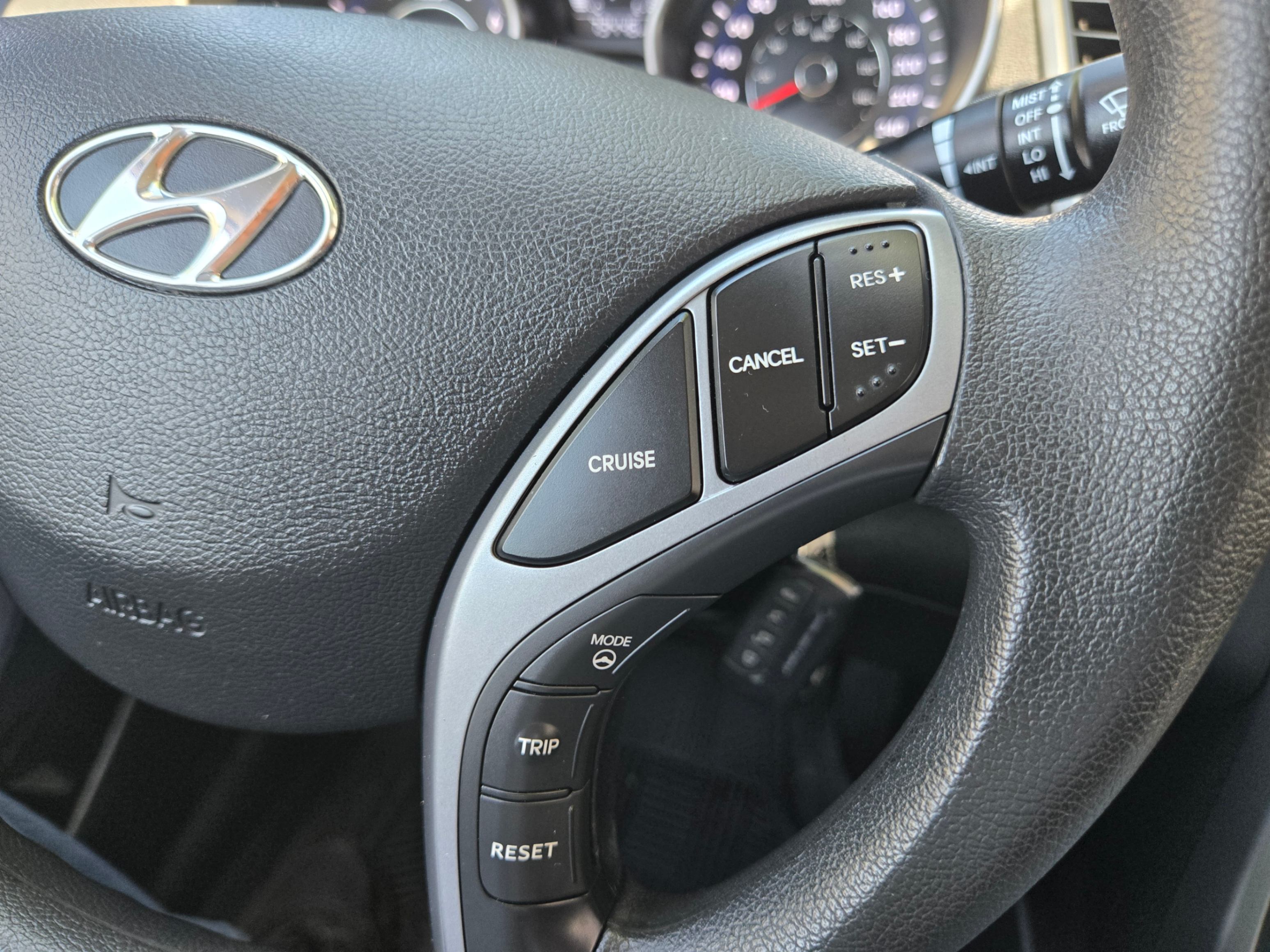 /hunsbroauto/2016-Hyundai-Elantra-06535431680914638.jpg