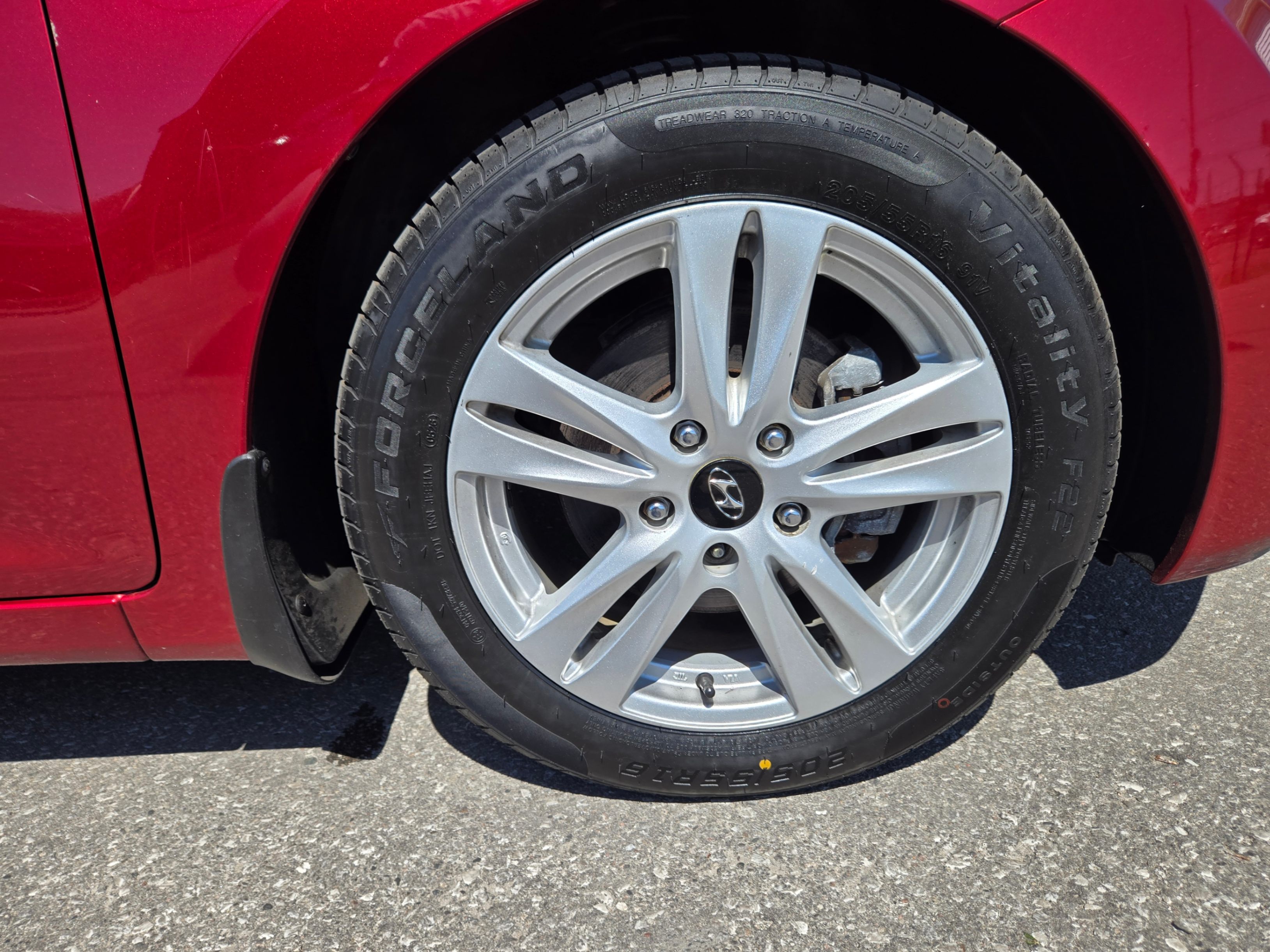 /hunsbroauto/2016-Hyundai-Elantra-13530488389411022.jpg