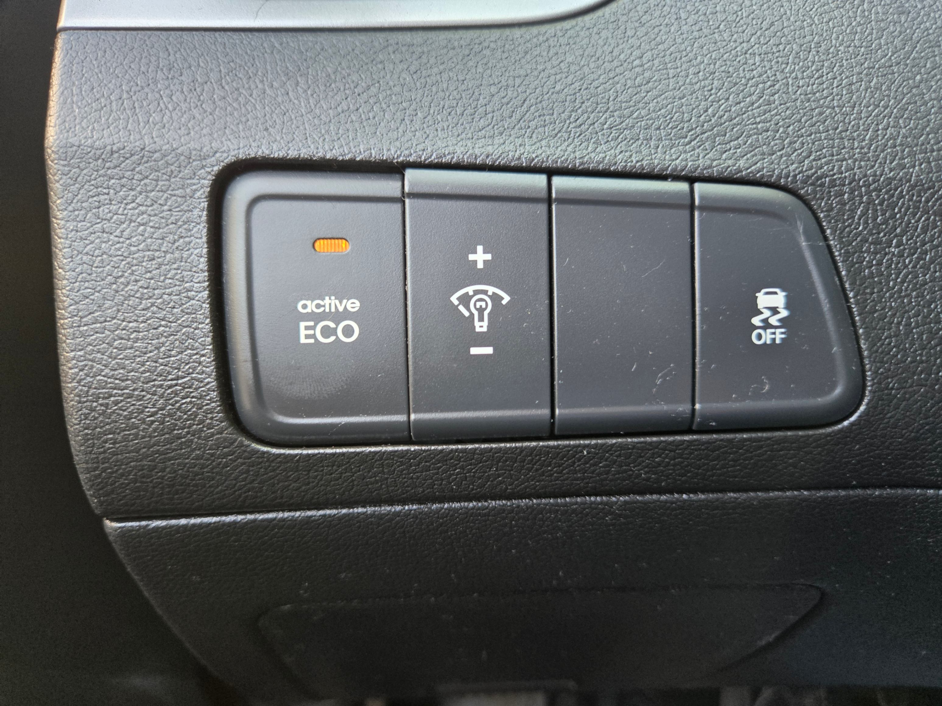 /hunsbroauto/2016-Hyundai-Elantra-3500860569607289.jpg