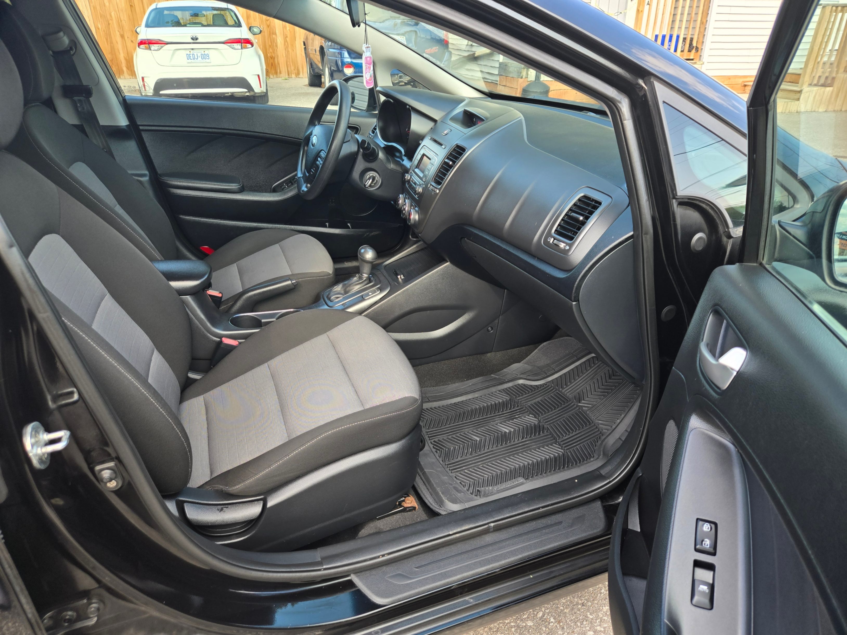 /hunsbroauto/2016-Kia-Forte-9695316285067612.jpg