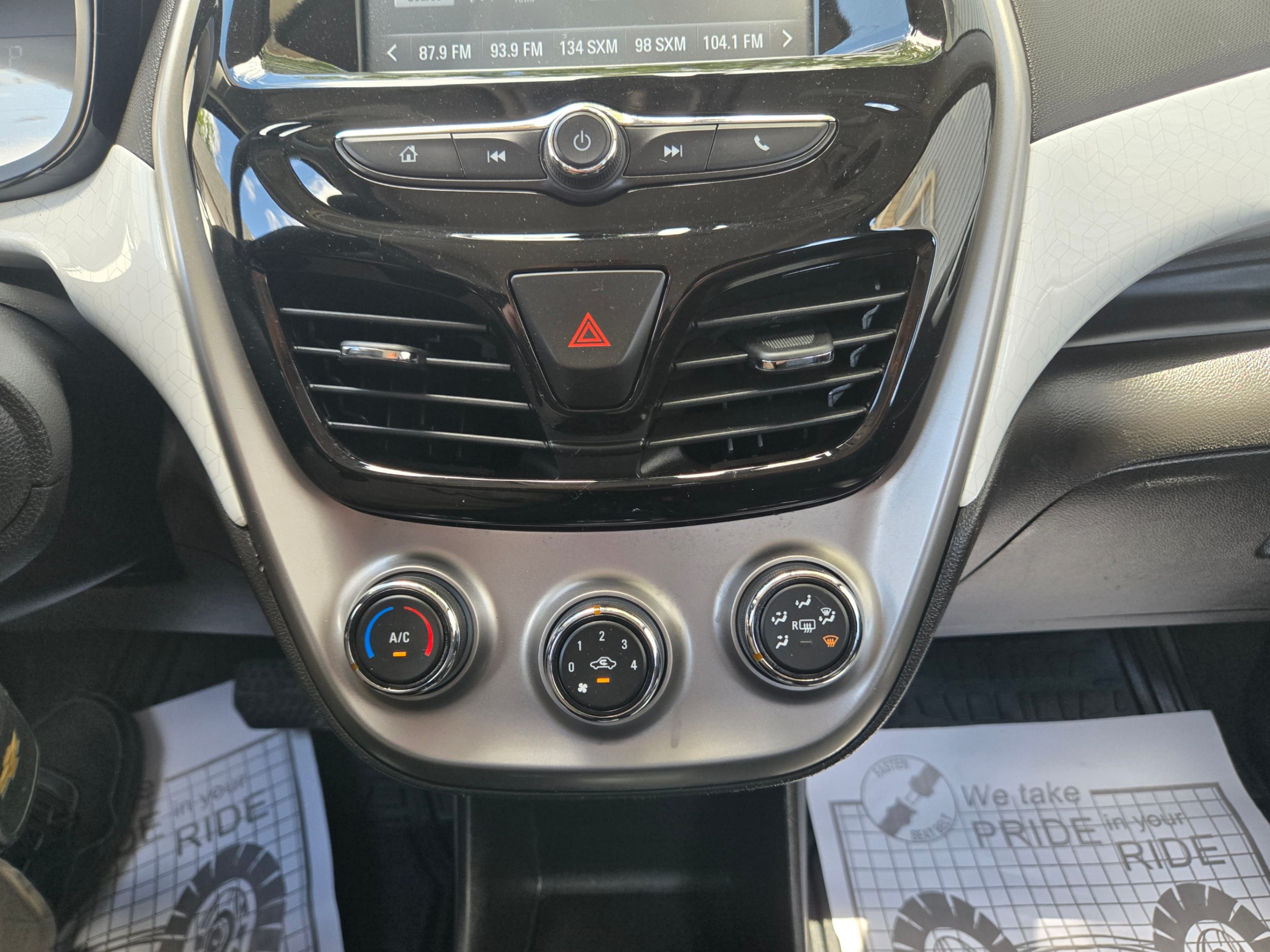 /hunsbroauto/2017-Chevrolet-Spark-5544172533541287.jpg