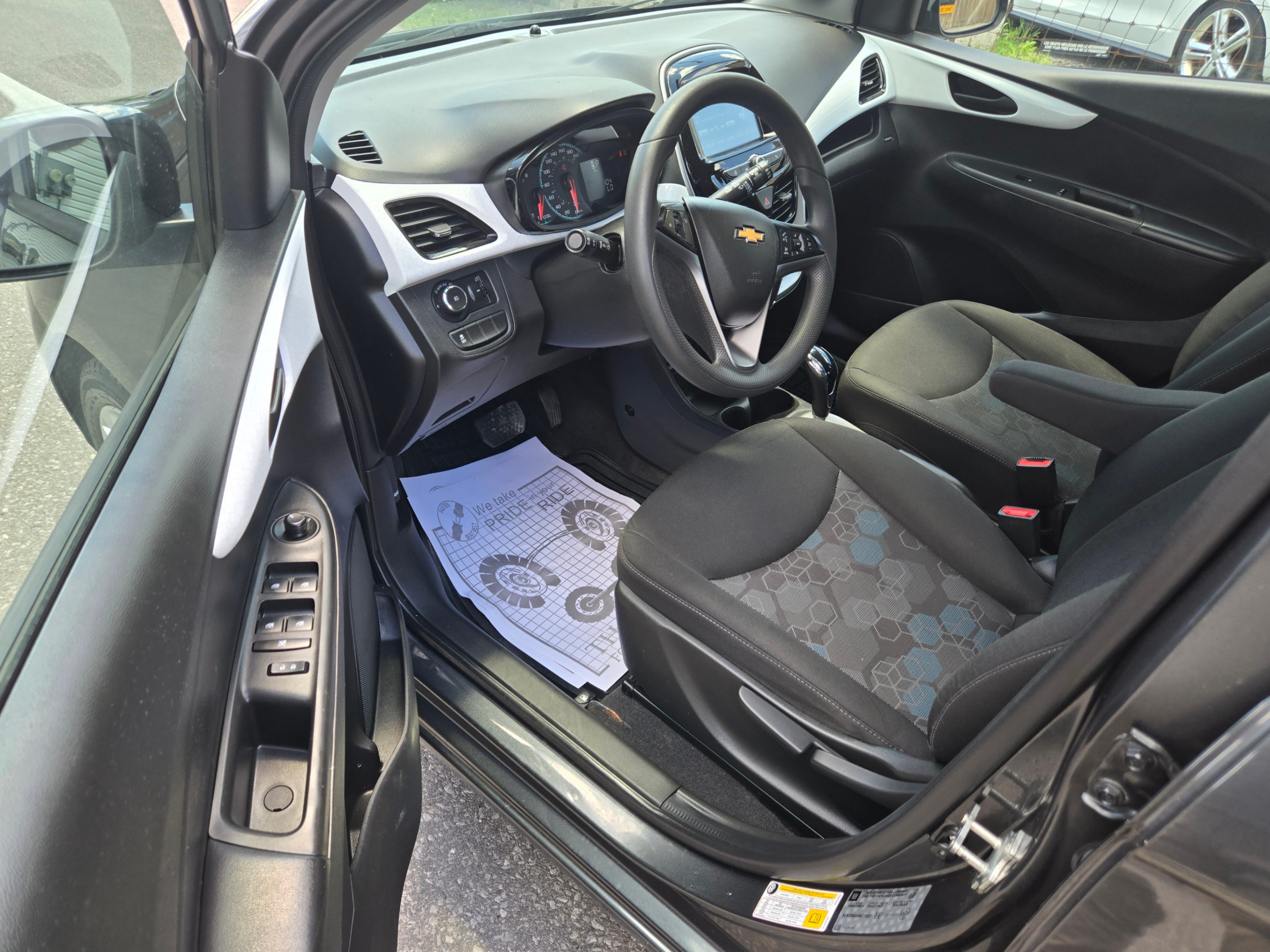 /hunsbroauto/2017-Chevrolet-Spark-7876717967066869.jpg