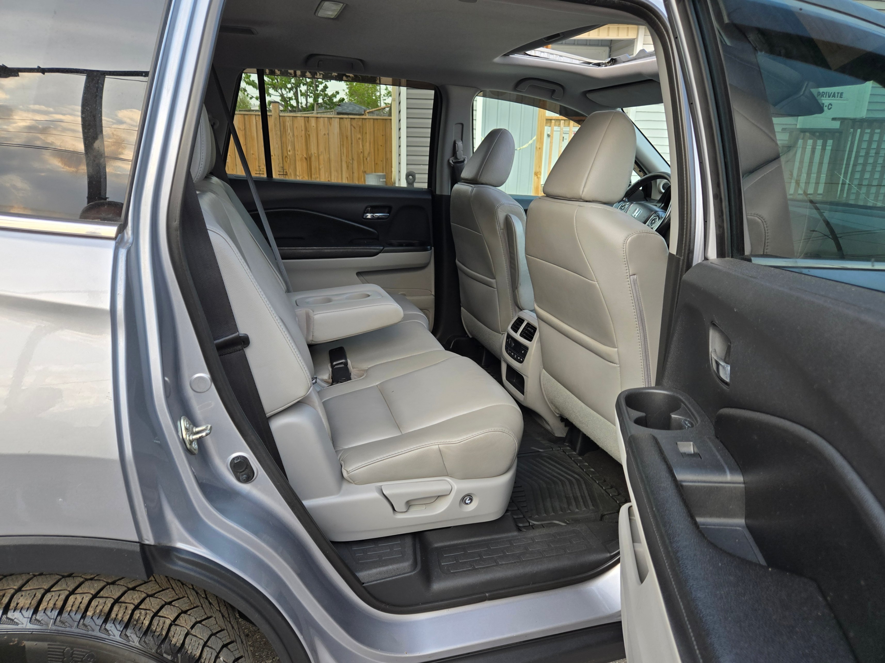 /hunsbroauto/2017-Honda-Pilot-03911200169804019.jpg