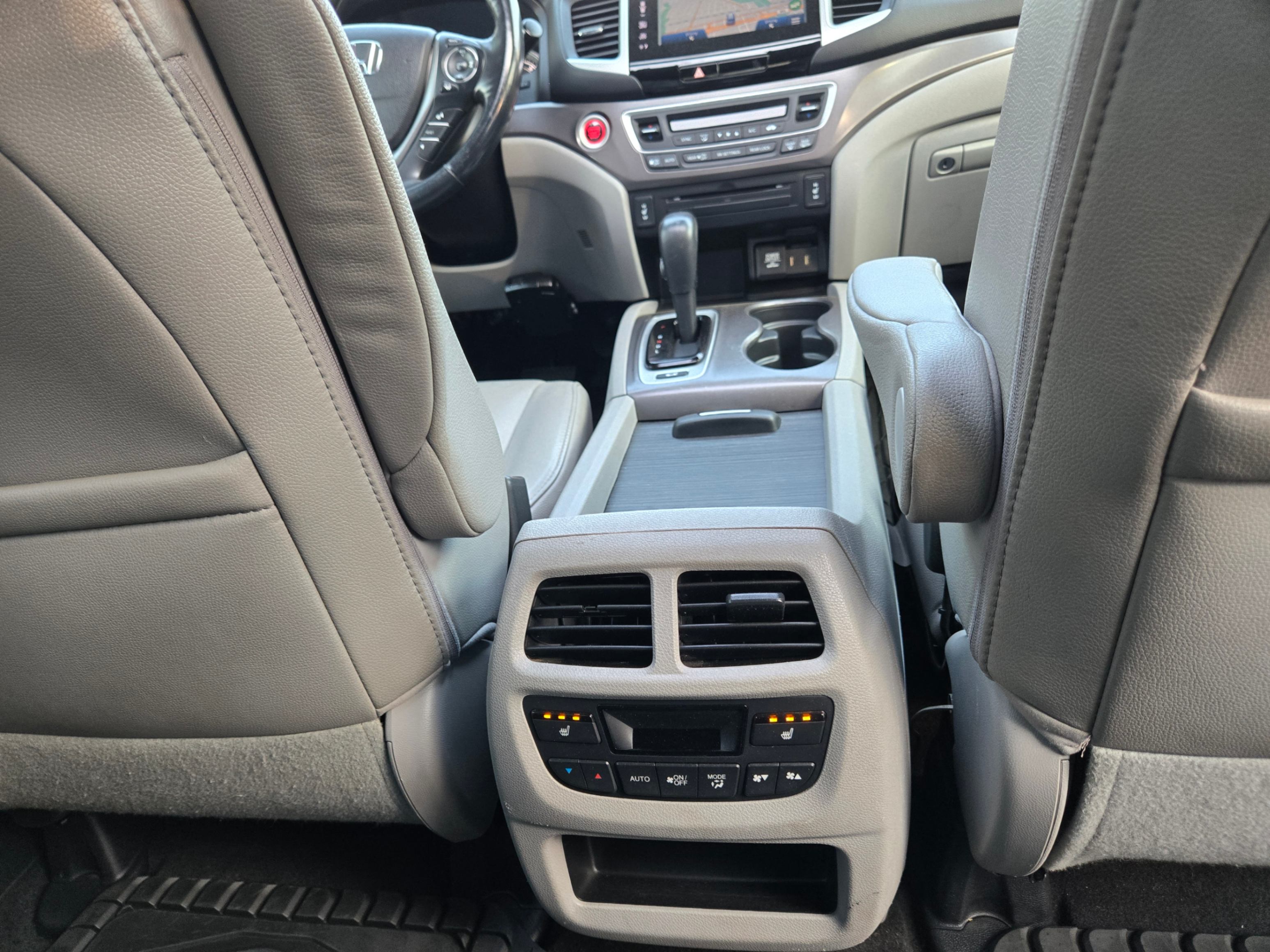 /hunsbroauto/2017-Honda-Pilot-35600303817543577.jpg