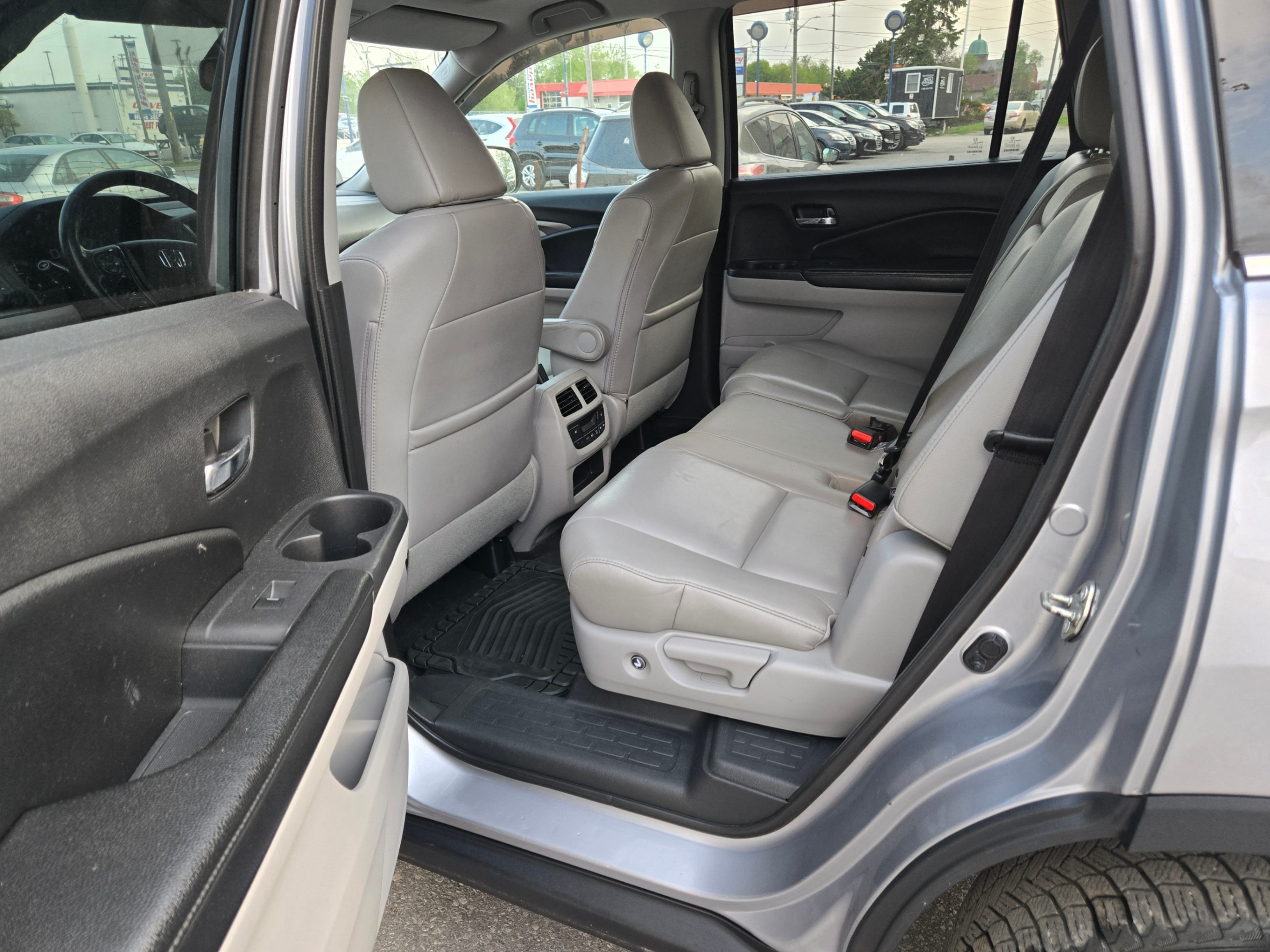 /hunsbroauto/2017-Honda-Pilot-39088734493265354.jpg