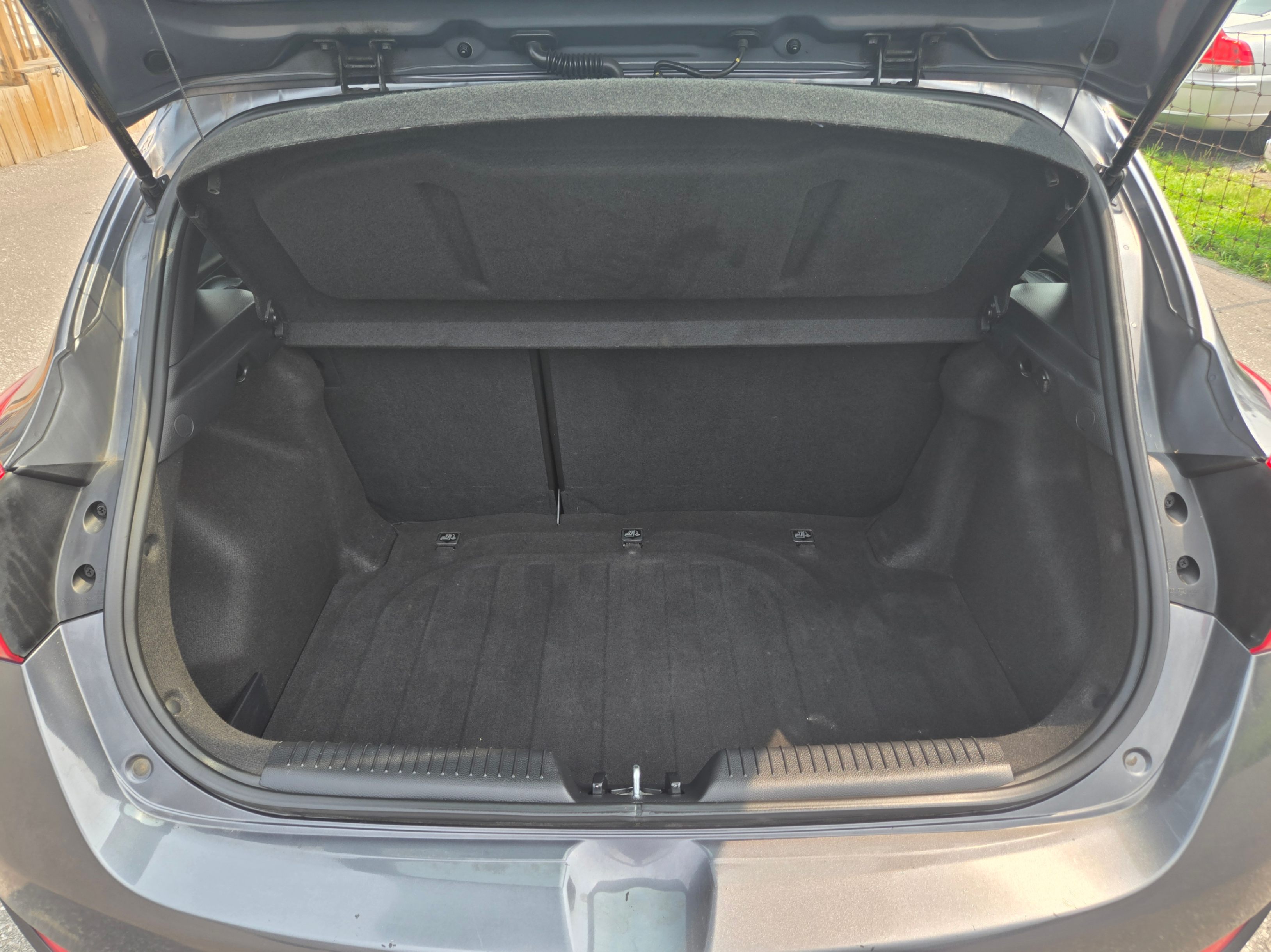 /hunsbroauto/2017-Hyundai-ElantraGT-07279062587185514.jpg