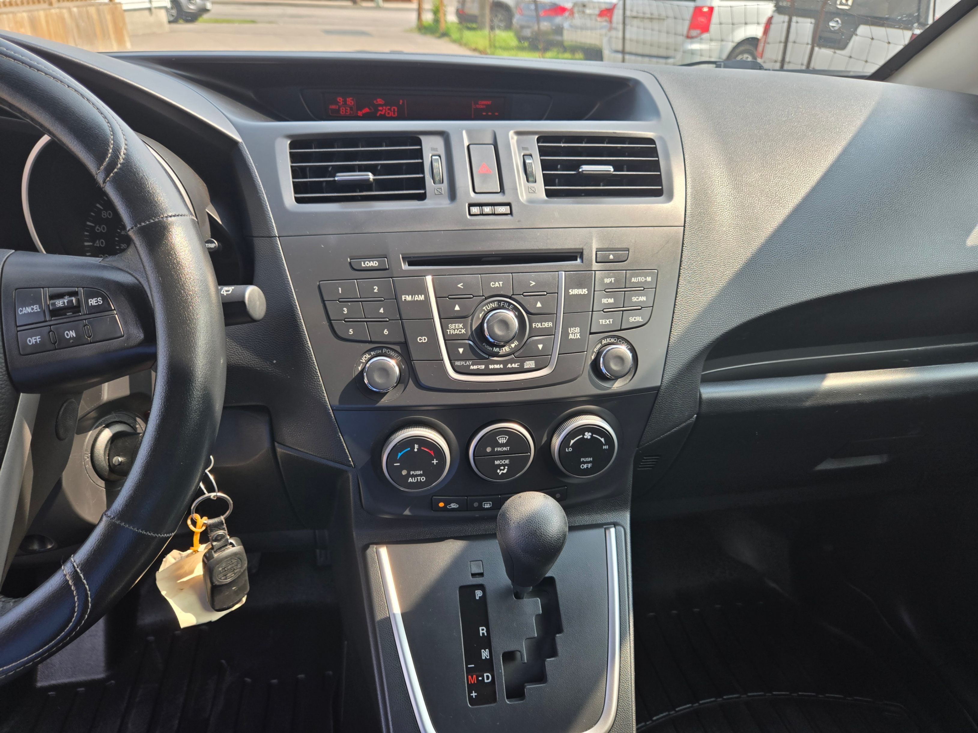 /hunsbroauto/2017-Mazda-Mazda5-35185314374247745.jpg