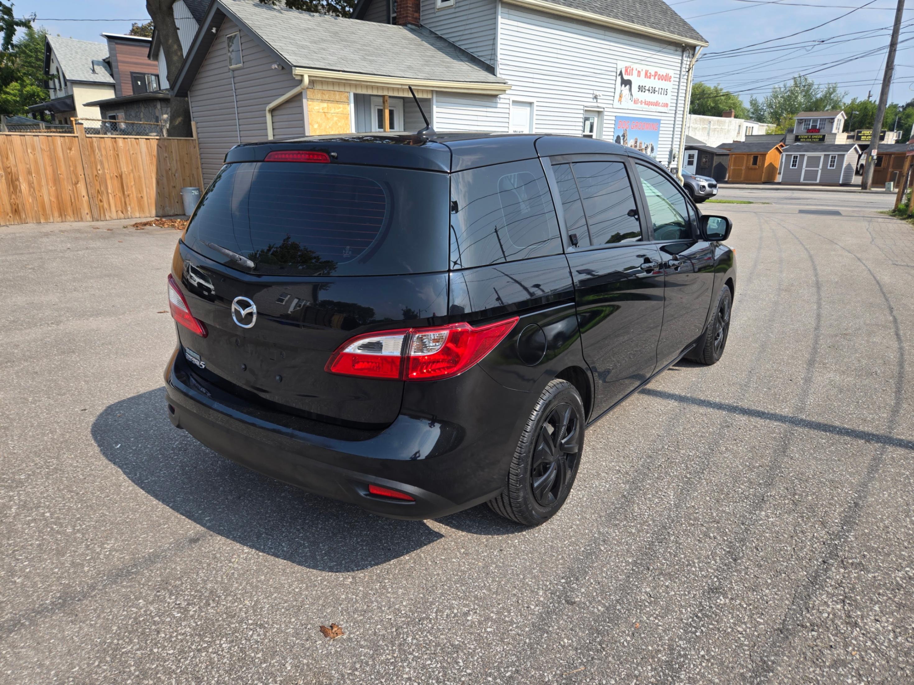 /hunsbroauto/2017-Mazda-Mazda5-6554940857329781.jpg