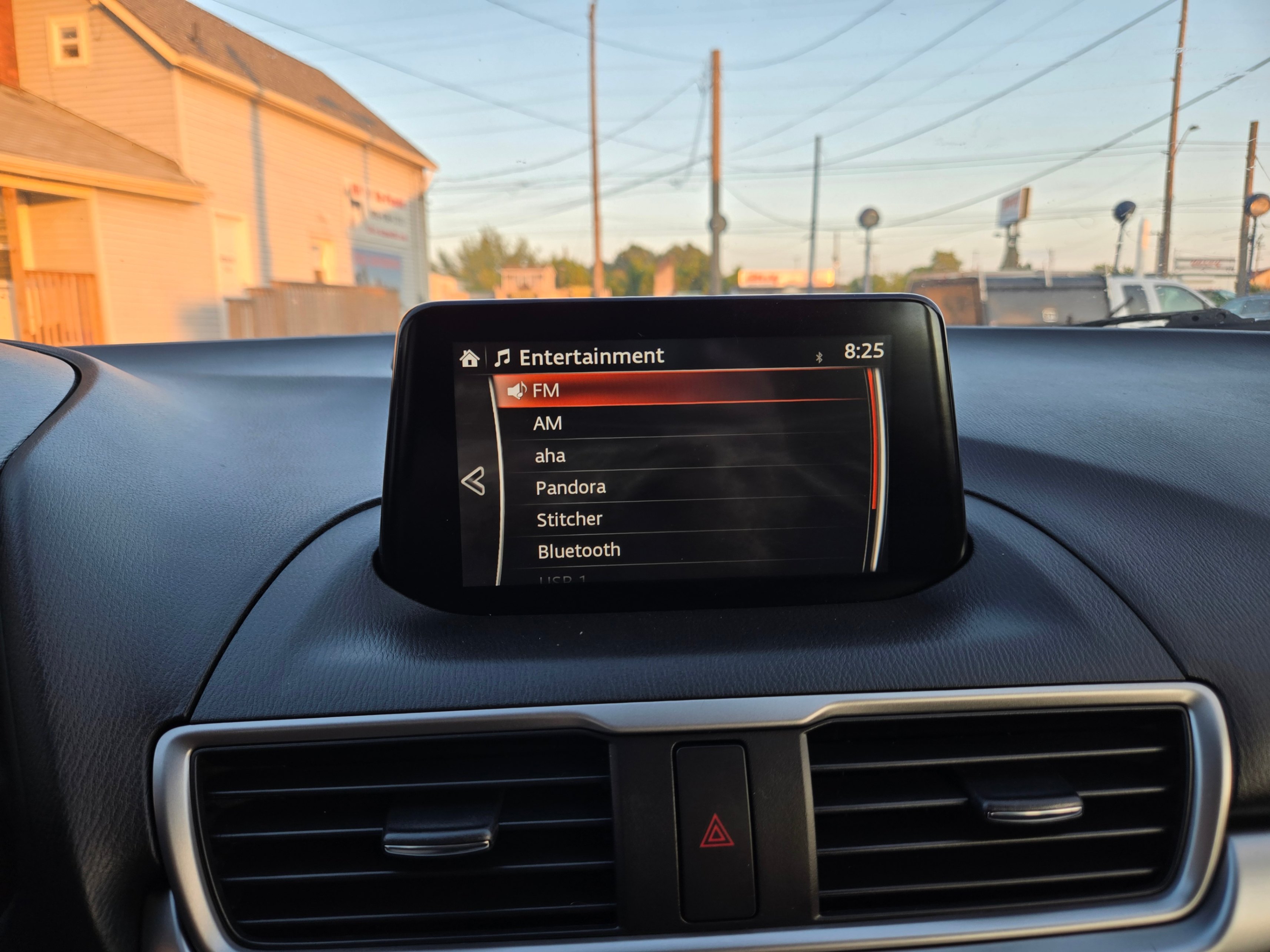 /hunsbroauto/2018-Mazda-Mazda3Sport-3364313626660169.jpg