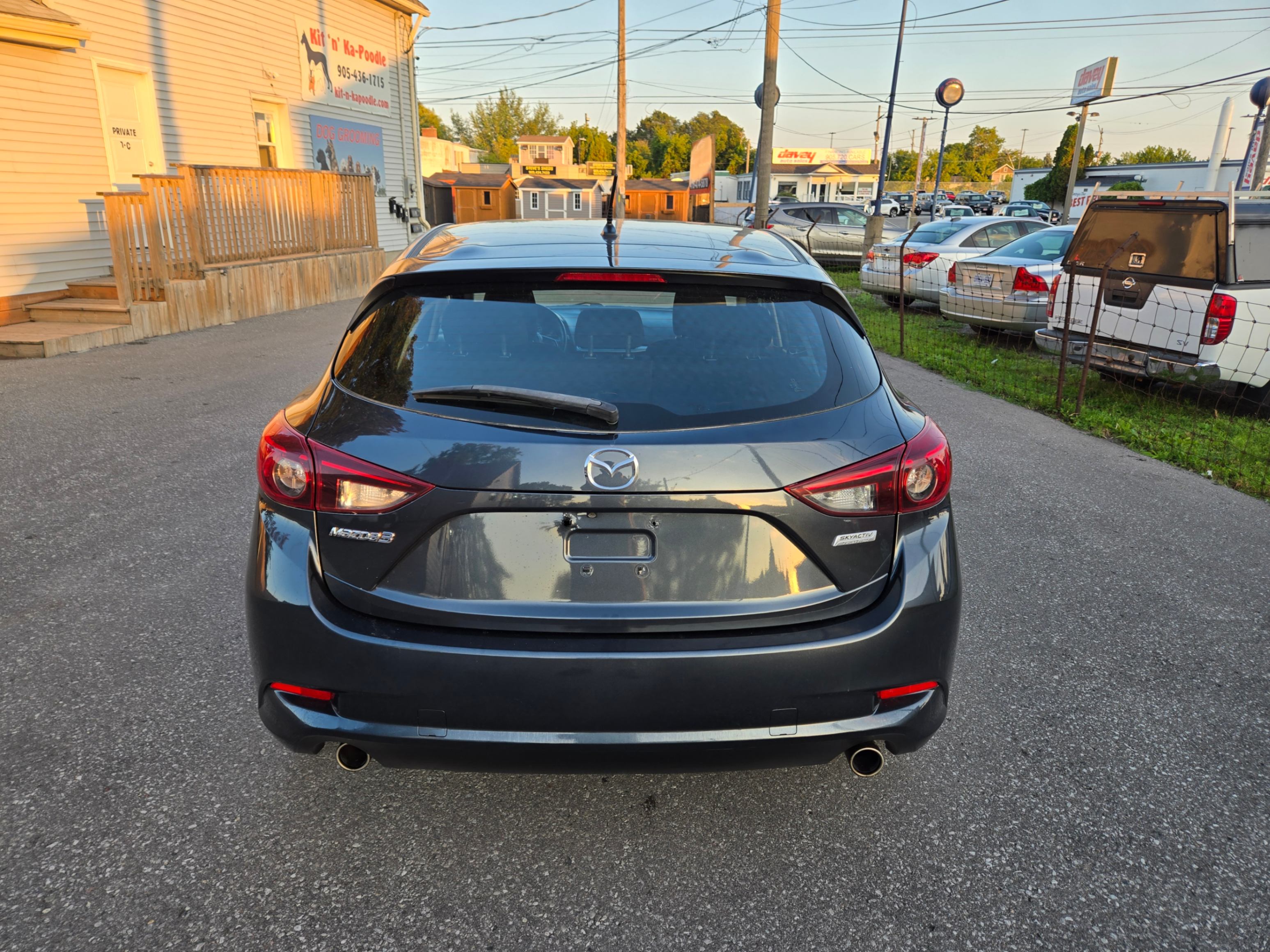 /hunsbroauto/2018-Mazda-Mazda3Sport-43684308861751564.jpg