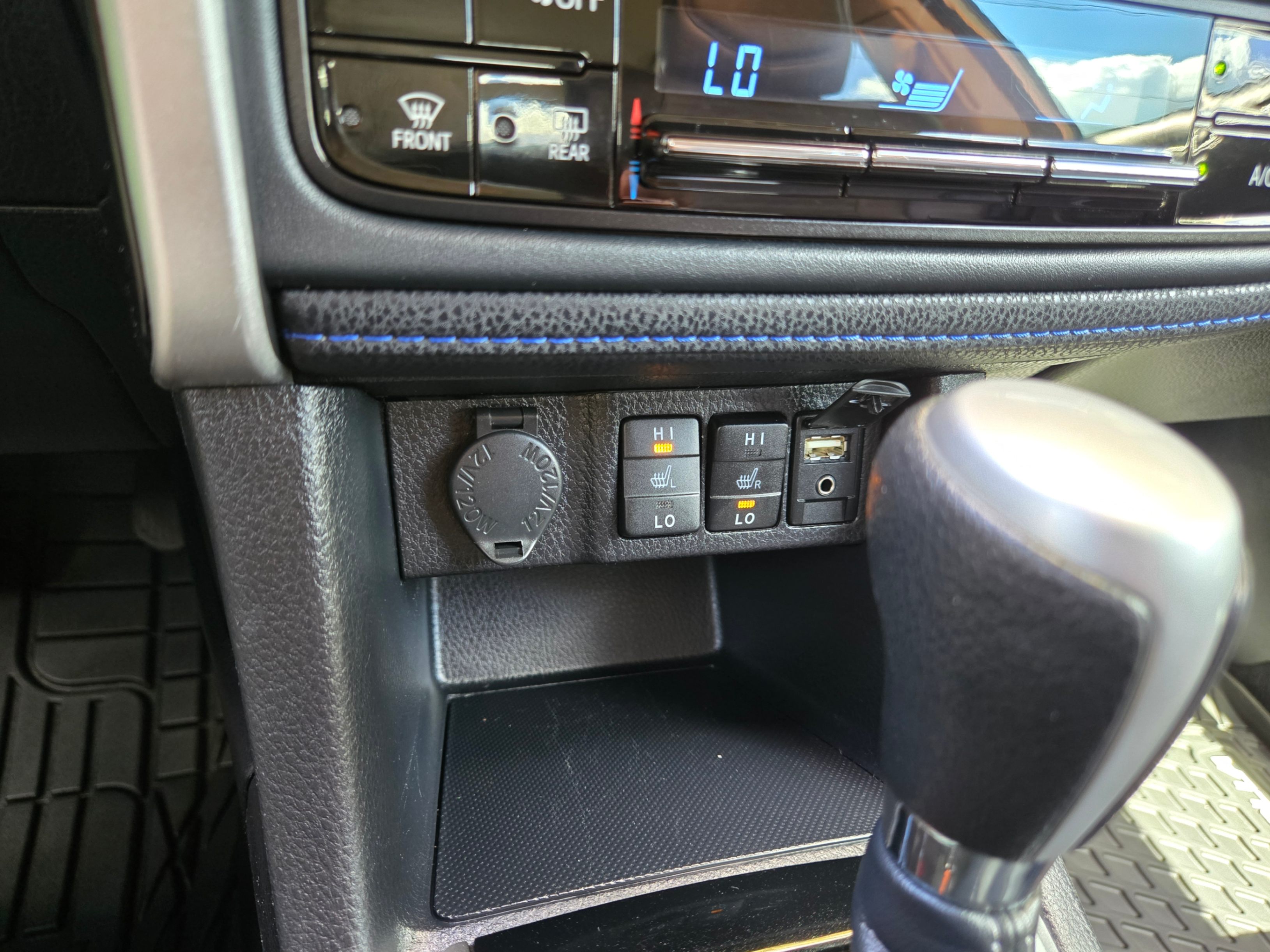 /hunsbroauto/2018-Toyota-Corolla-8320080139502248.jpg