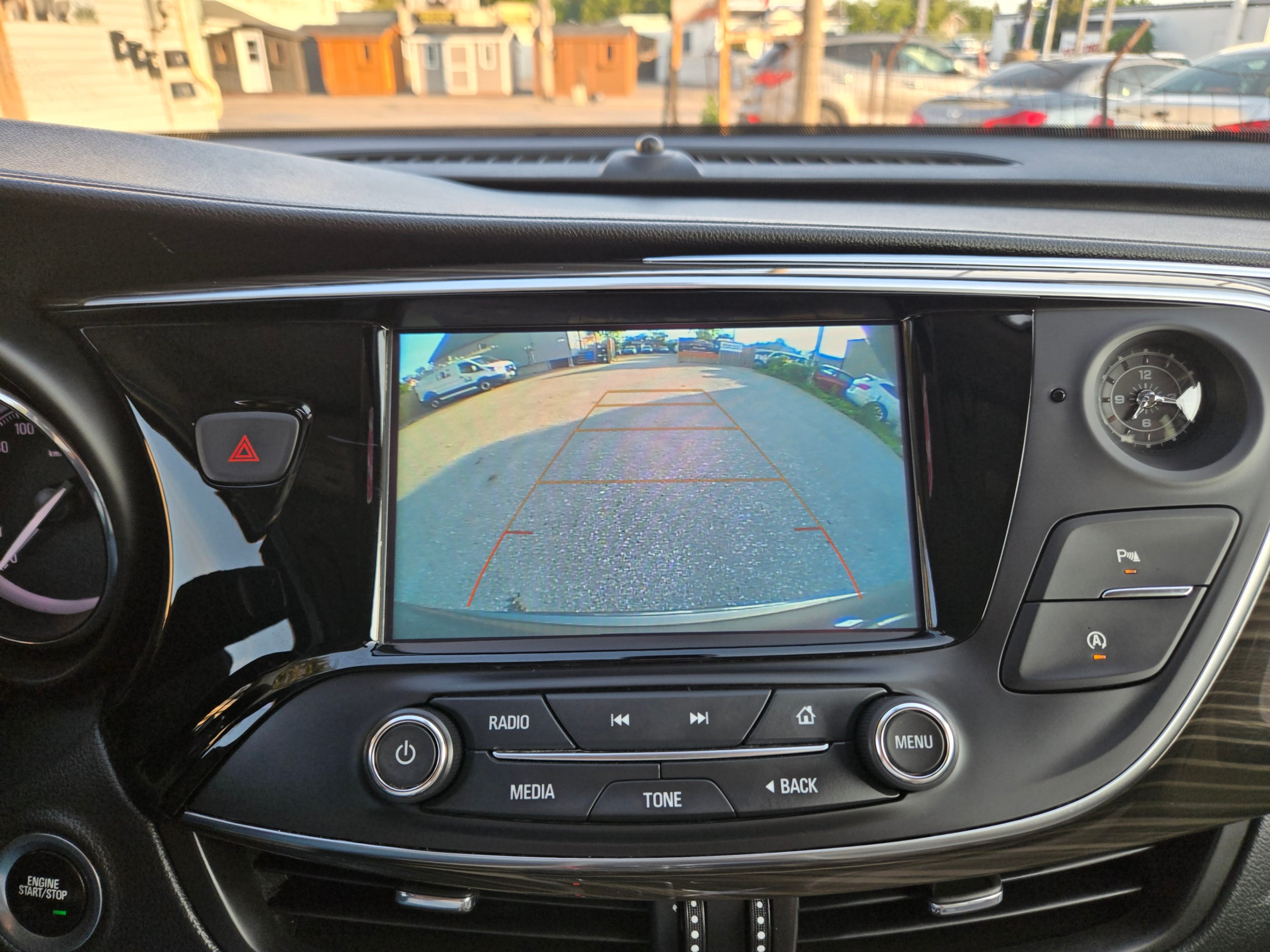 /hunsbroauto/2019-Buick-Envision-09353464935679945.jpg