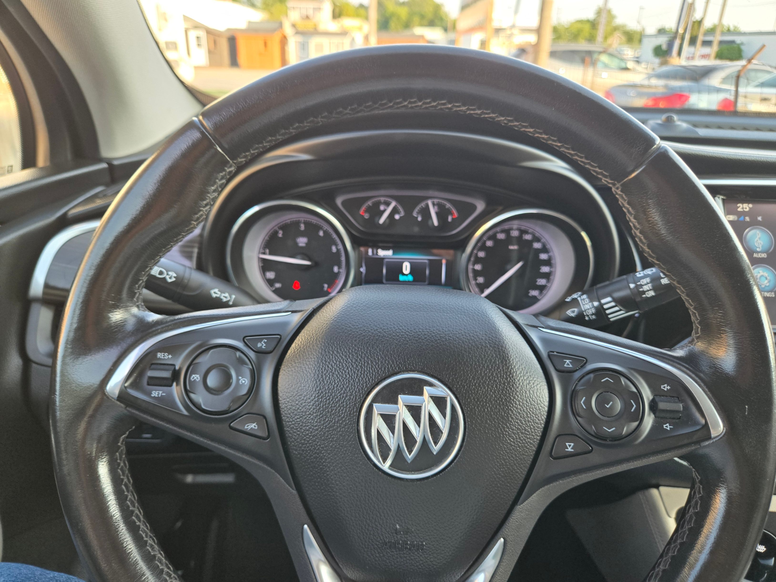 /hunsbroauto/2019-Buick-Envision-8219667832360595.jpg
