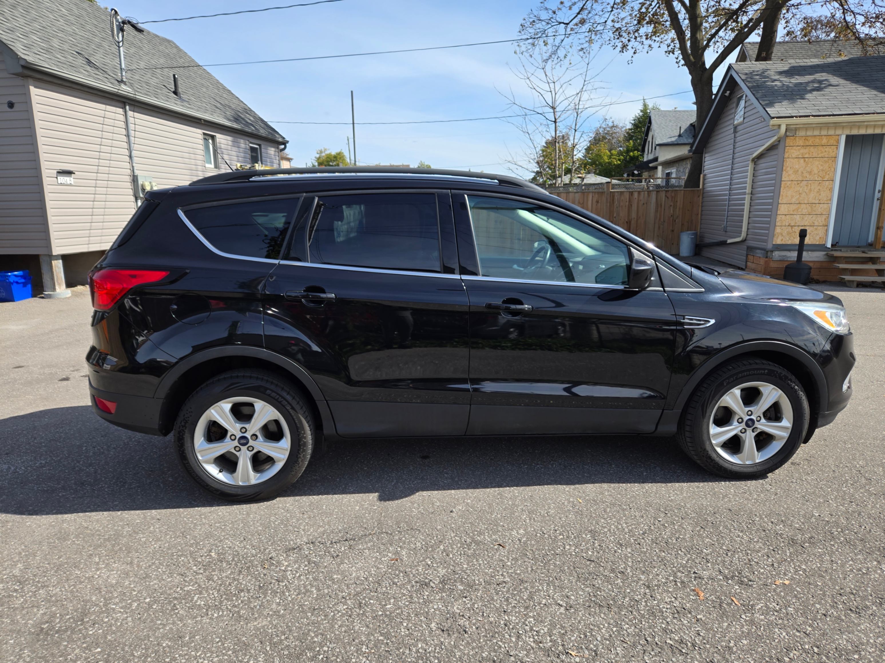 /hunsbroauto/2019-Ford-Escape-4968602816210419.jpg