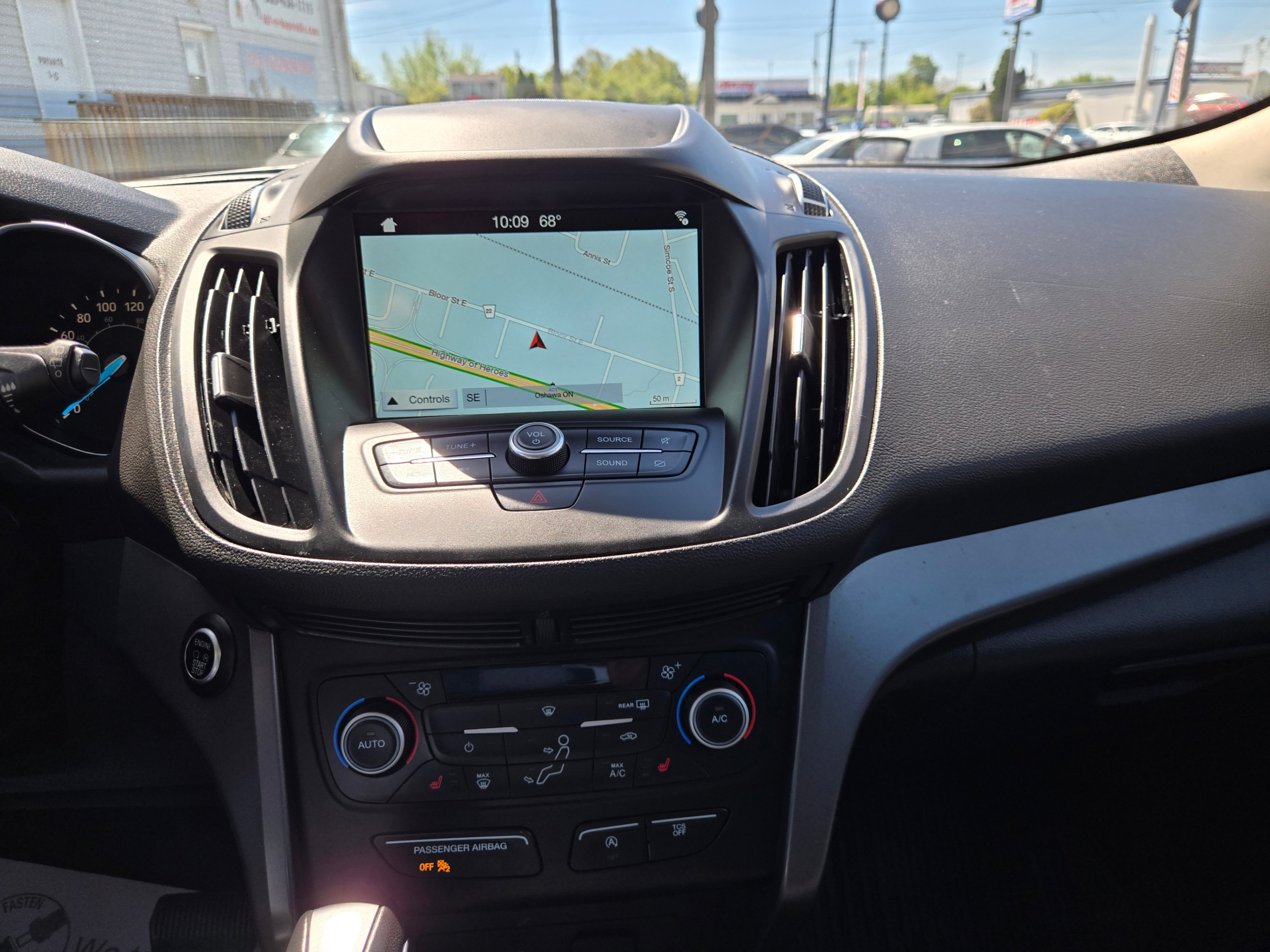 /hunsbroauto/2019-Ford-Escape-6768016371054695.jpg
