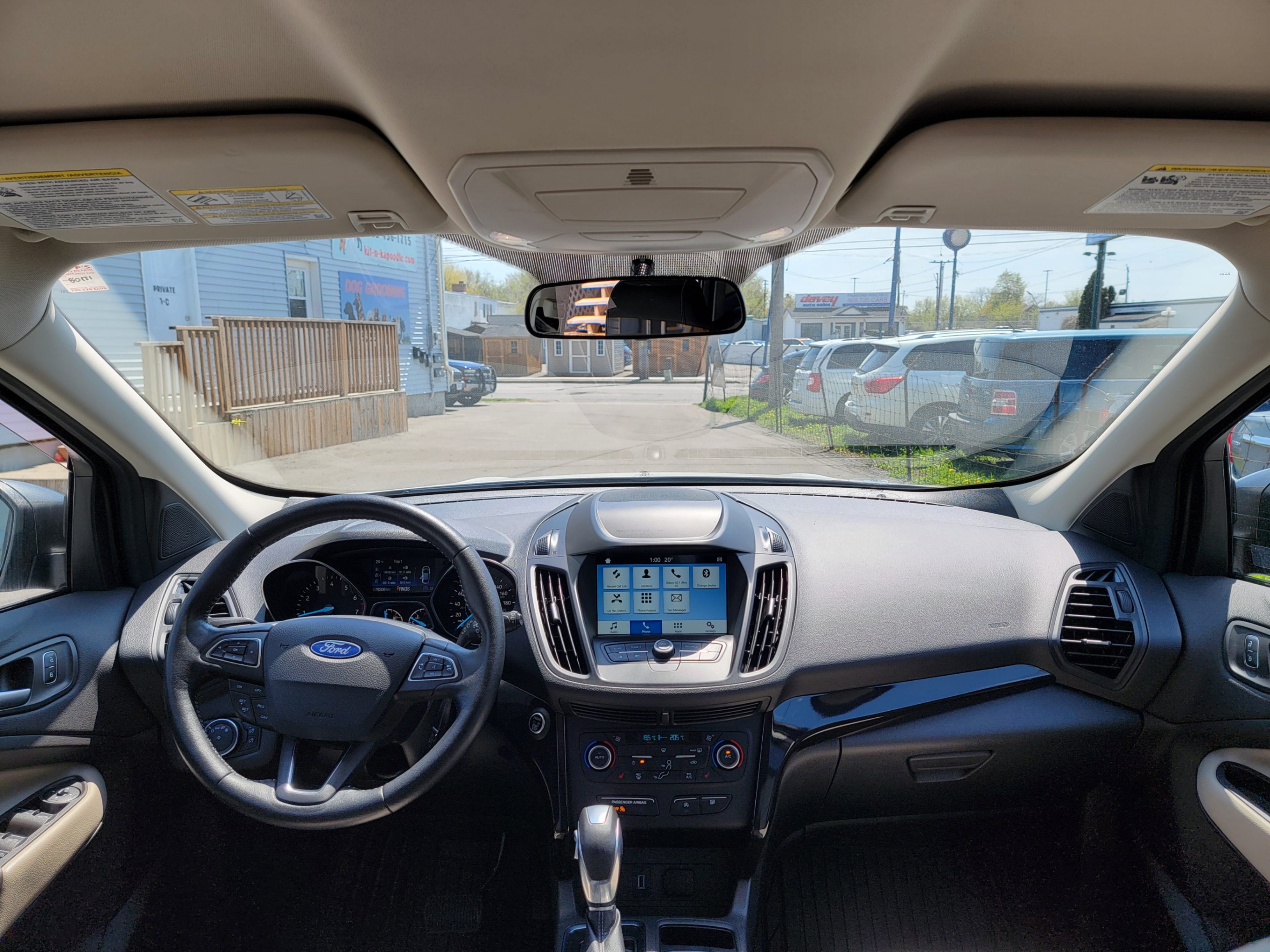 /hunsbroauto/2019-Ford-Escape-6778041424752557.jpg