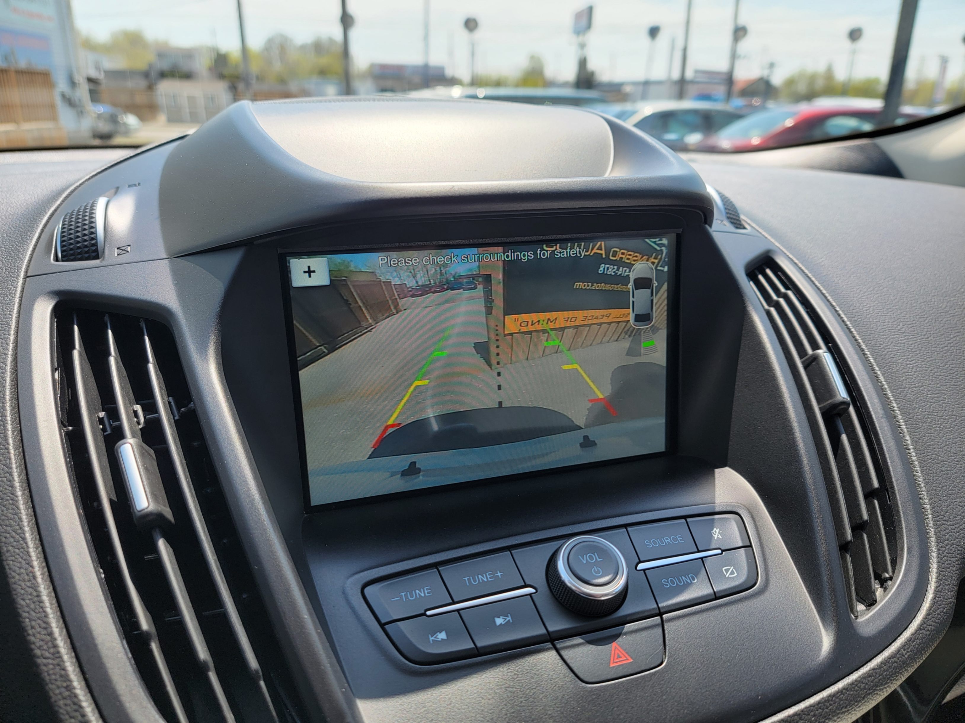 /hunsbroauto/2019-Ford-Escape-7355567487551578.jpg