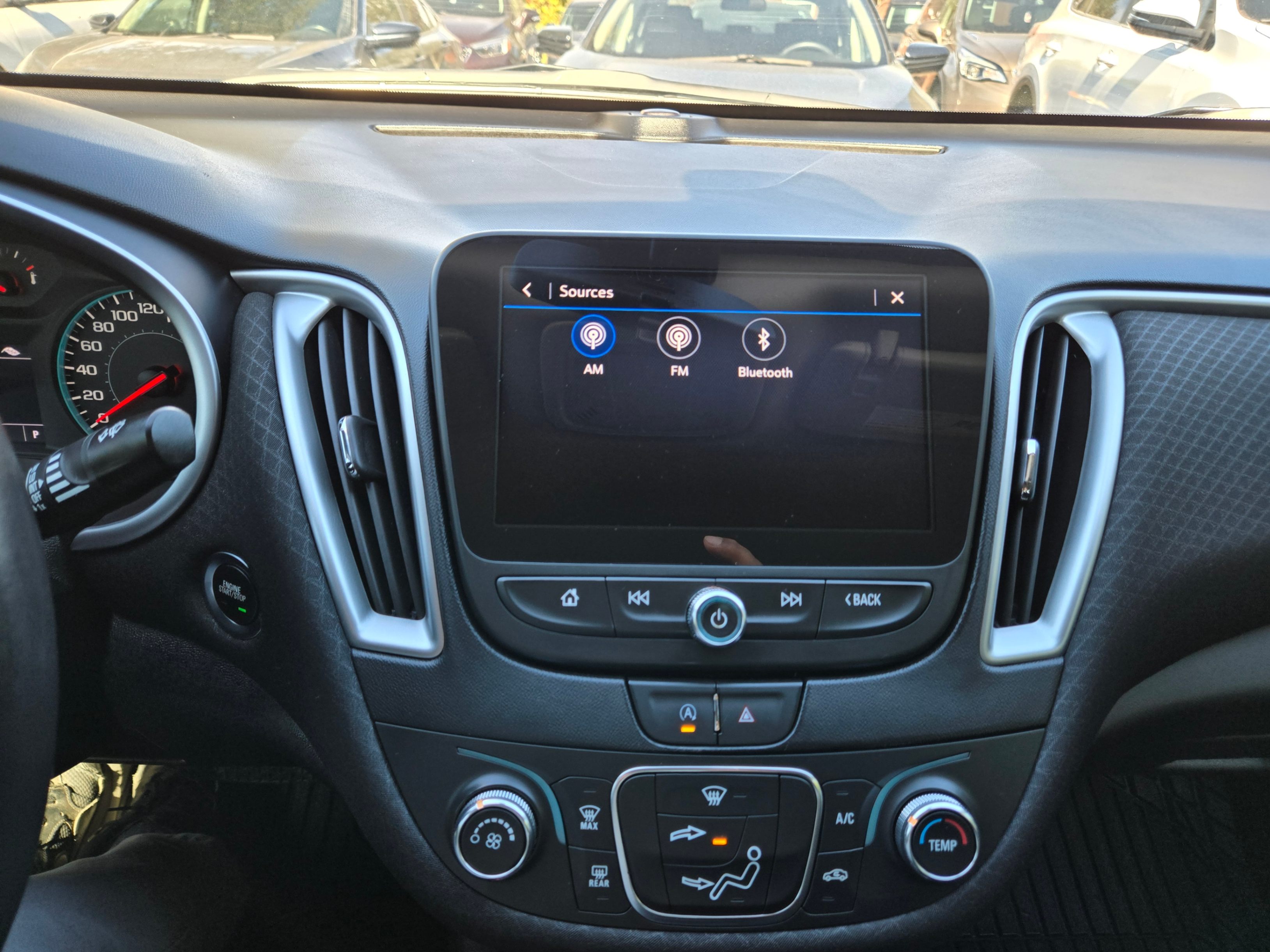 /hunsbroauto/2022-Chevrolet-Malibu-9910678976010581.jpg