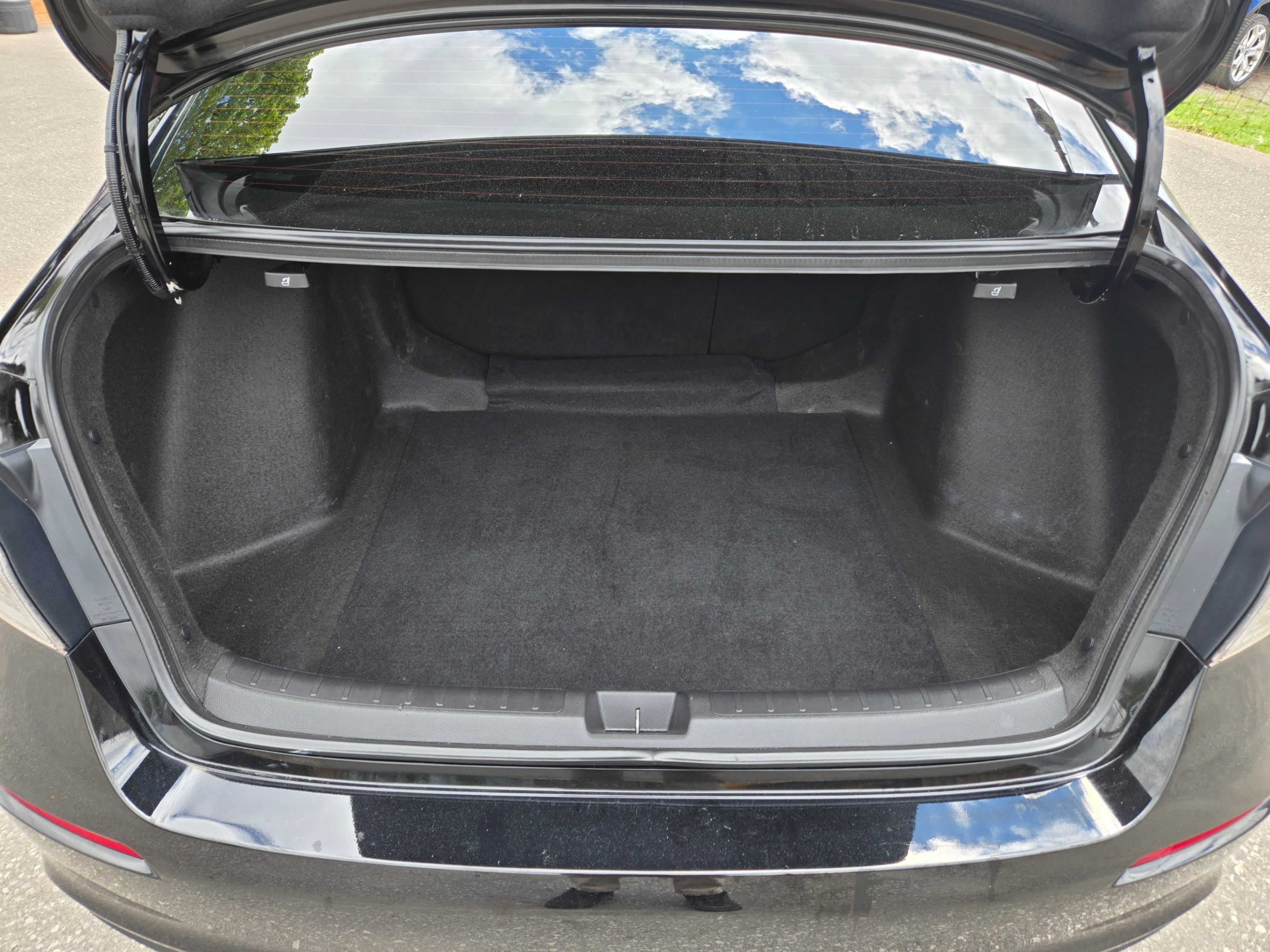 /hunsbroauto/2022-Honda-Civic-16703974124307552.jpg