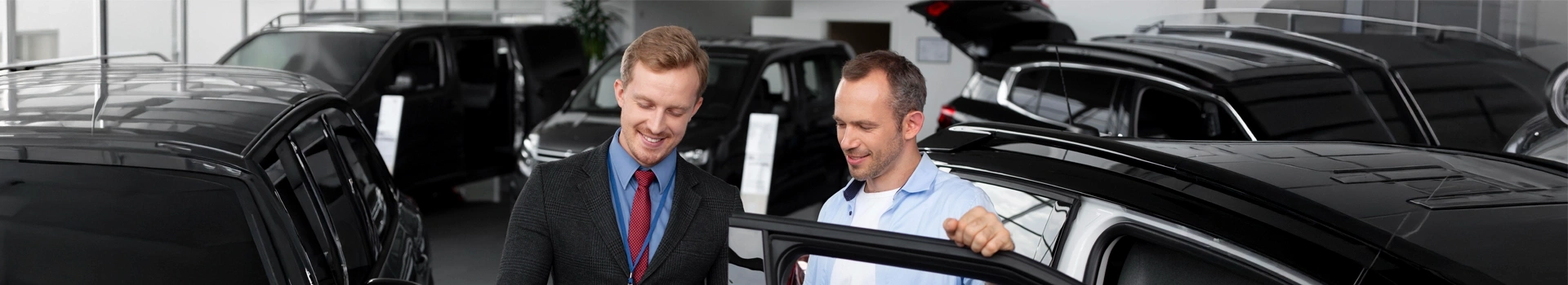 https://hillzcdn.ca/japsmotorsinc/08642705624079428-finance_department.webp