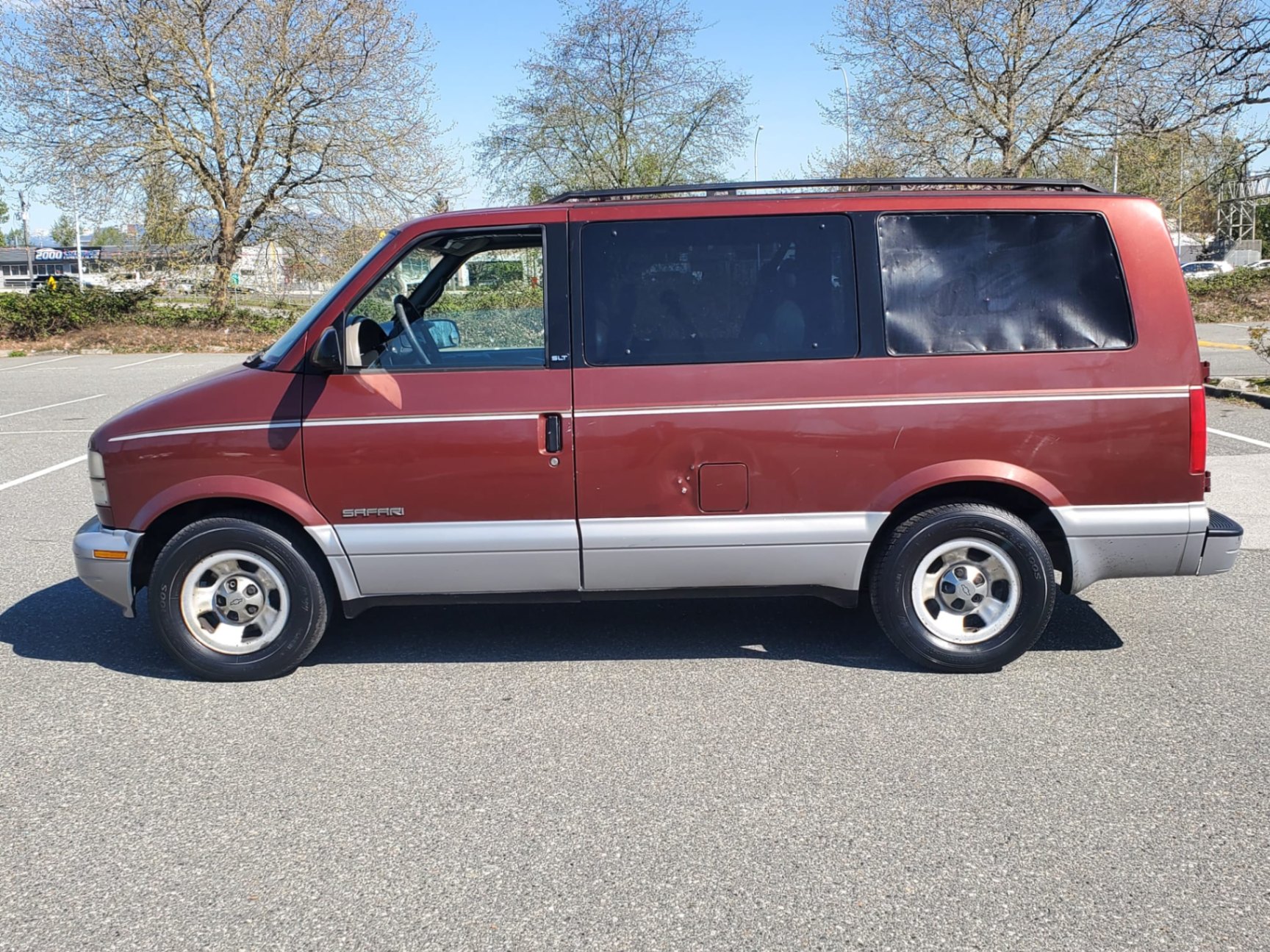 /joemotorltd1/1998-GMC-SafariPassenger-19127964182824742.jpg