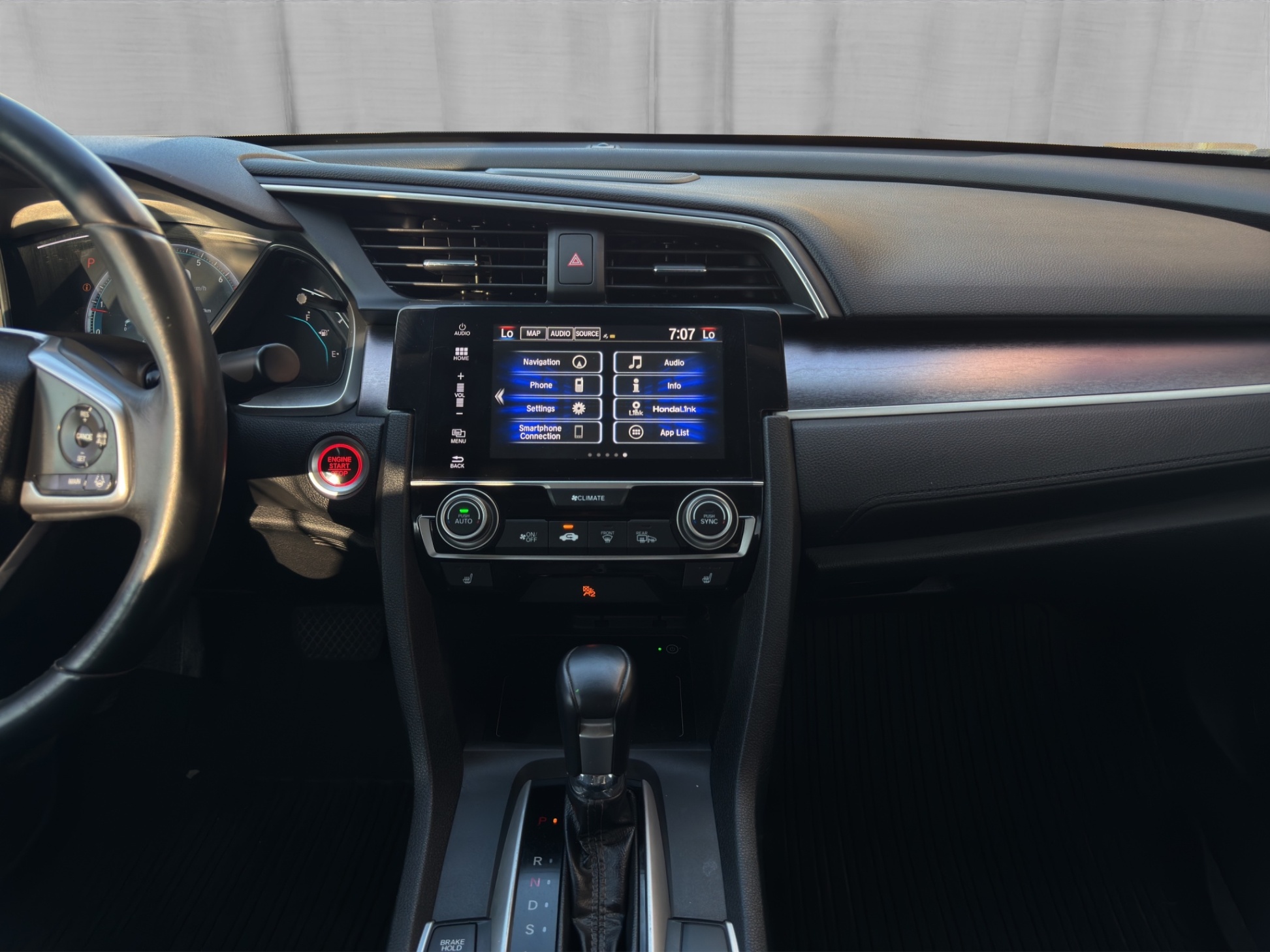 /kingsautoltd/2017-Honda-Civic-18807624720489113.jpg