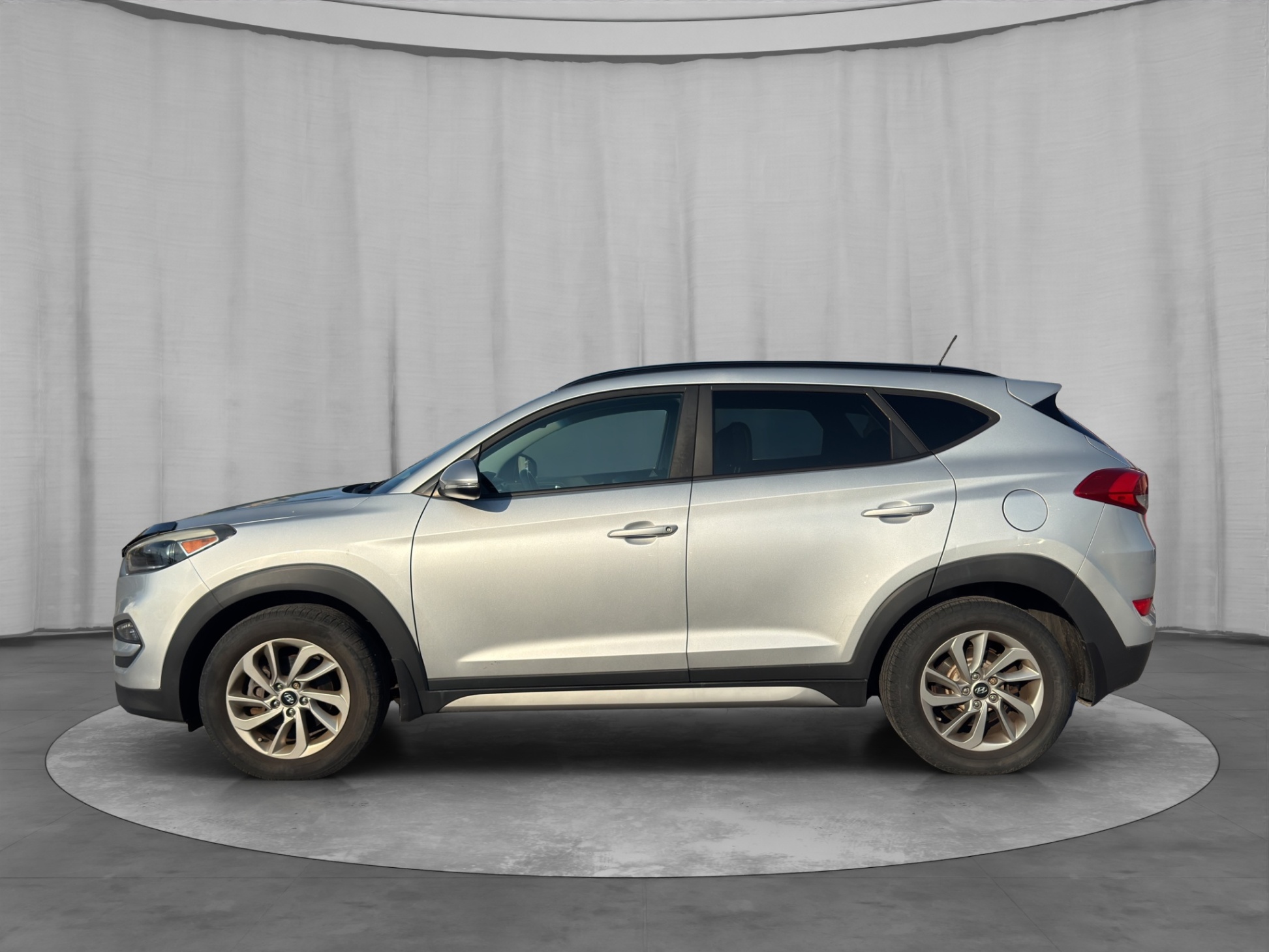 /kingsautoltd/2017-Hyundai-Tucson-25539799295948207.jpg