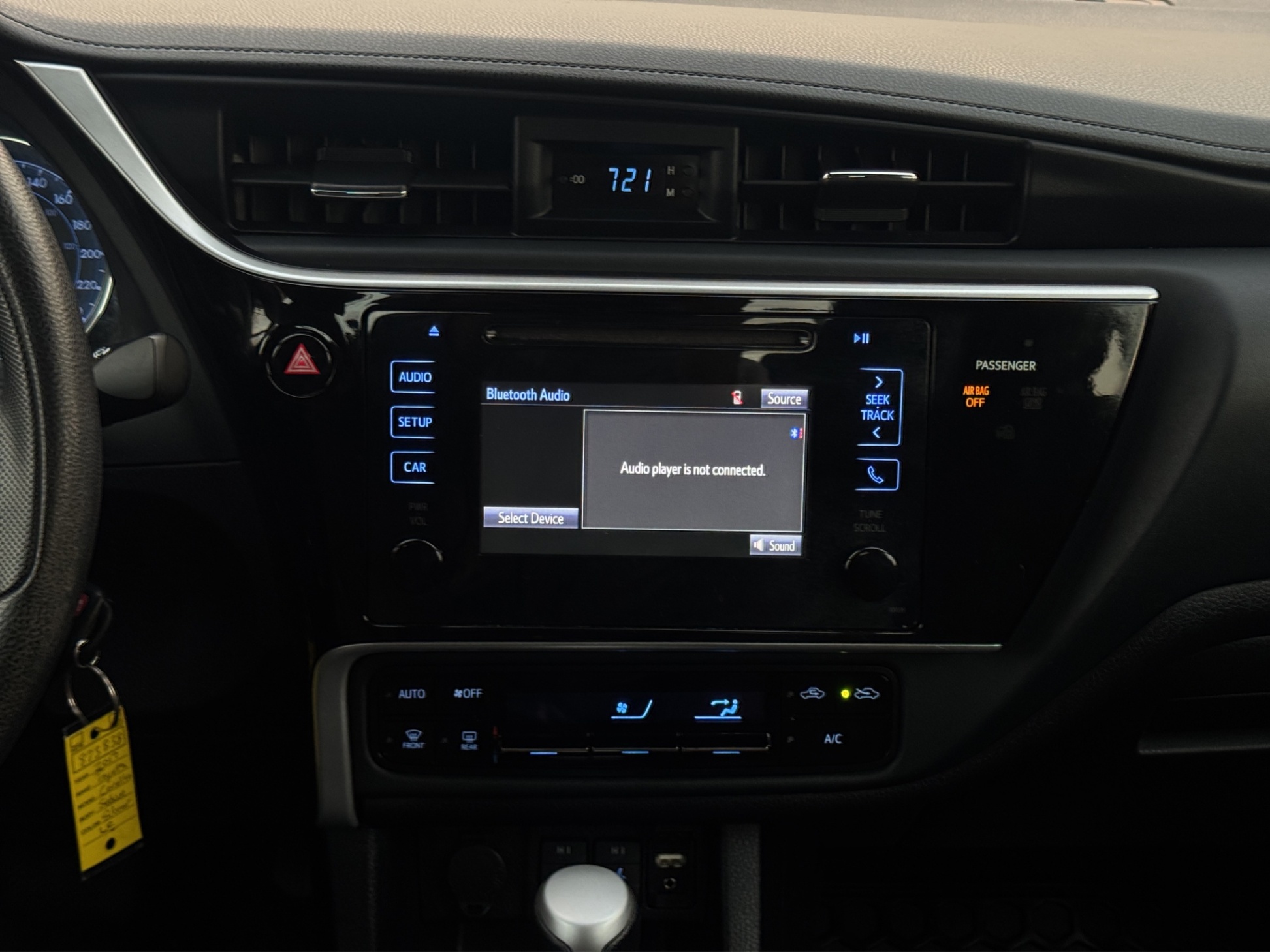/kingsautoltd/2017-Toyota-Corolla-025149052158150997.jpg