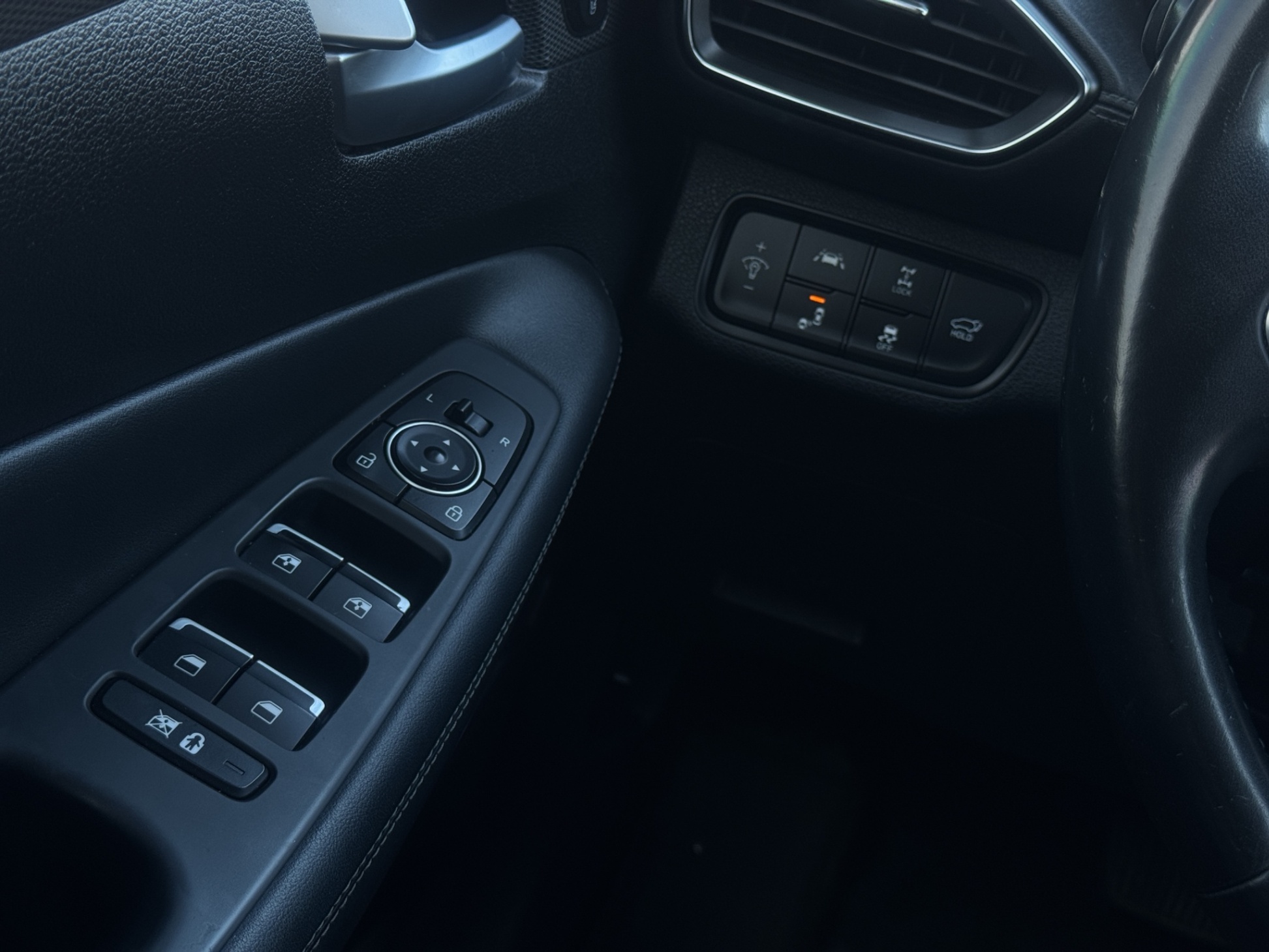 /kingsautoltd/2020-Hyundai-SantaFe-9613969783749998.jpg