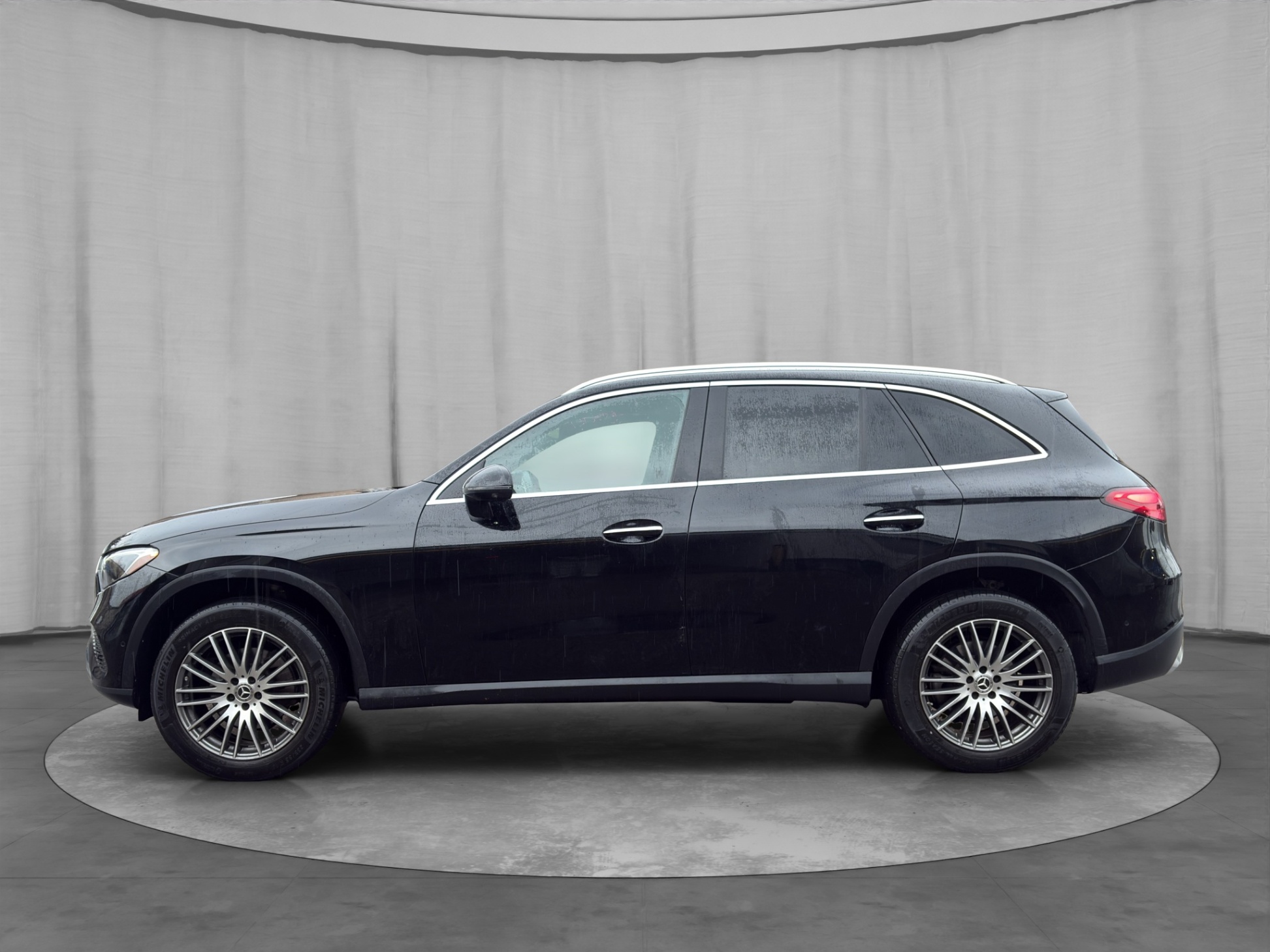 /kingsautoltd/2024-Mercedes-Benz-GLC-Class-15064282032381549.jpg