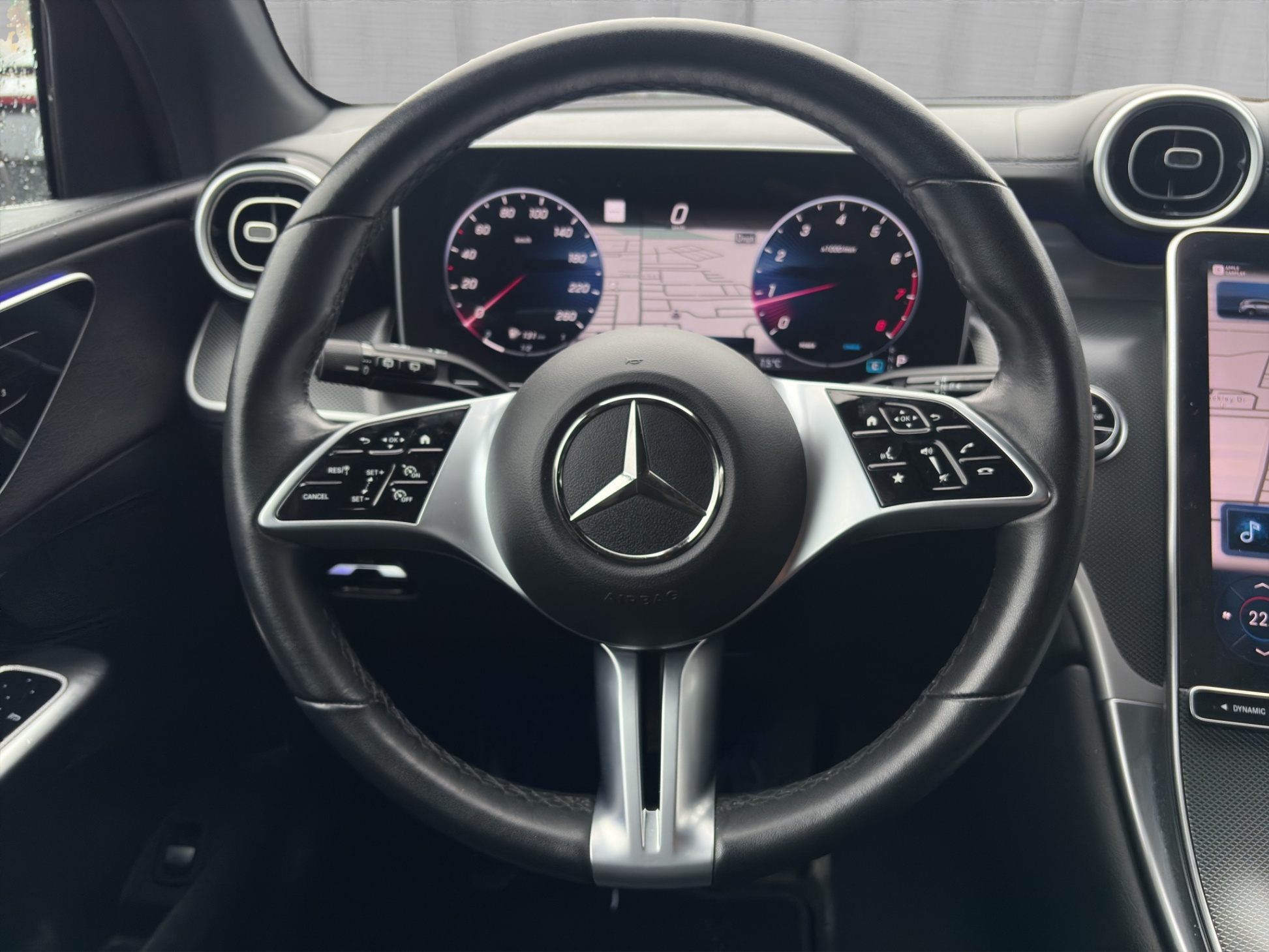 /kingsautoltd/2024-Mercedes-Benz-GLC-Class-15434459870041728.jpg