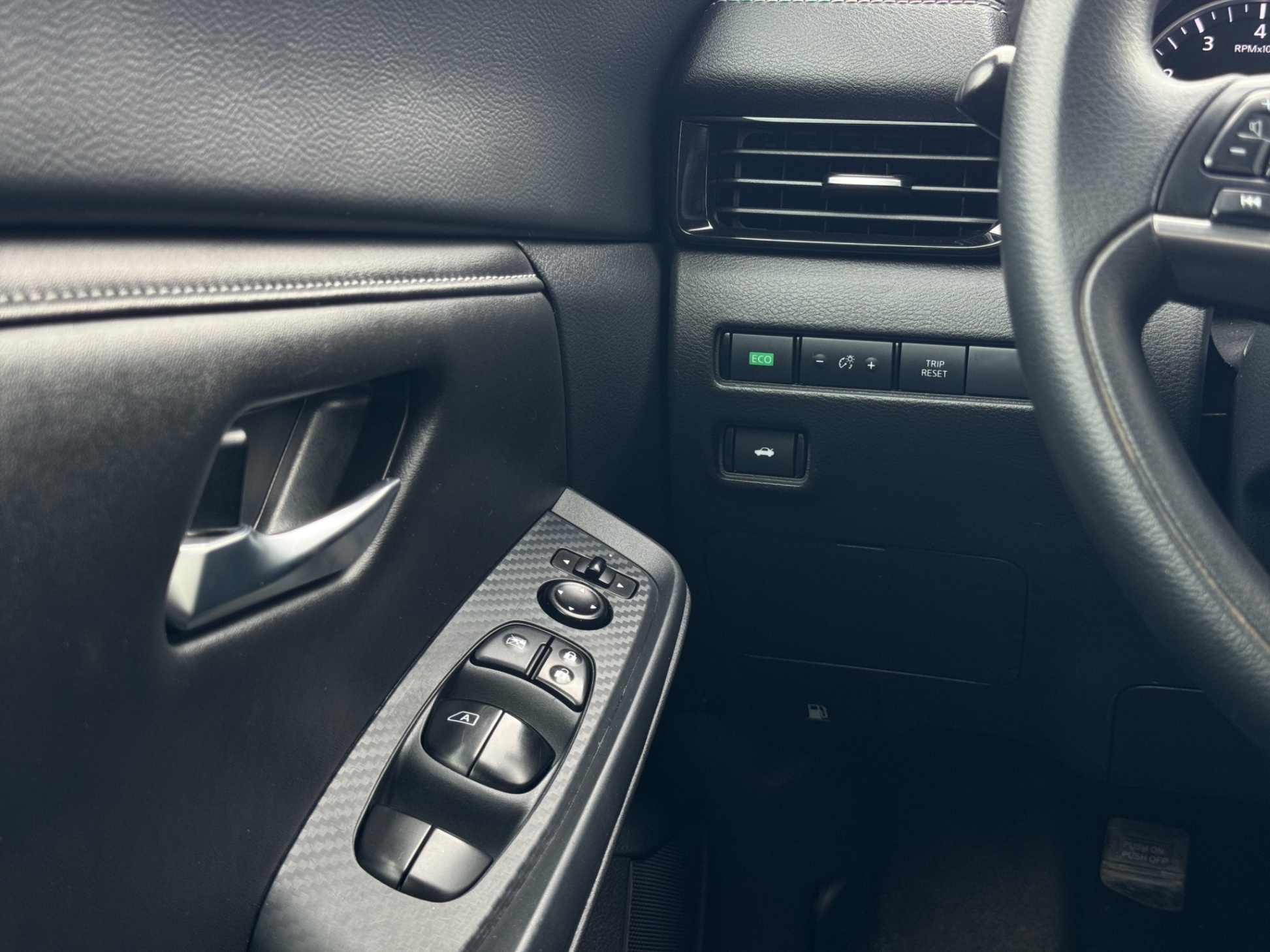 /kingsautoltd/2024-Nissan-Sentra-23868621519288125.jpg
