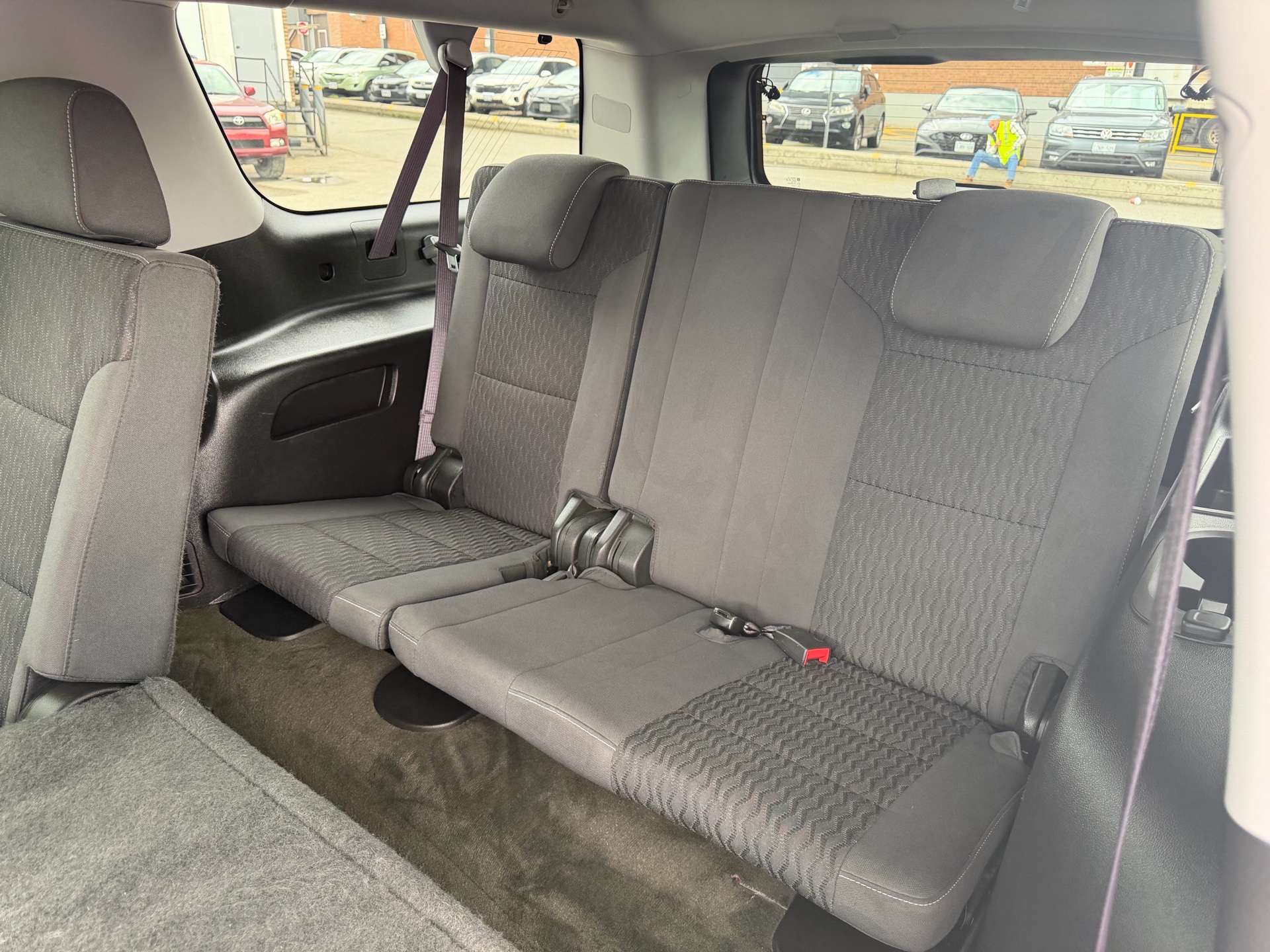 /klautosales/2015-GMC-YukonXL-06947130560900017.jpg