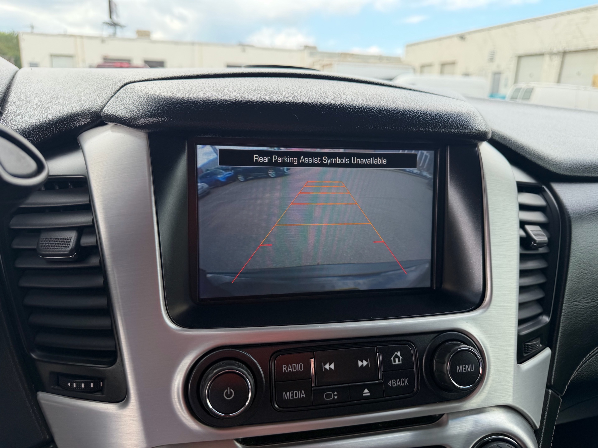 /klautosales/2015-GMC-YukonXL-14088399520399686.jpg