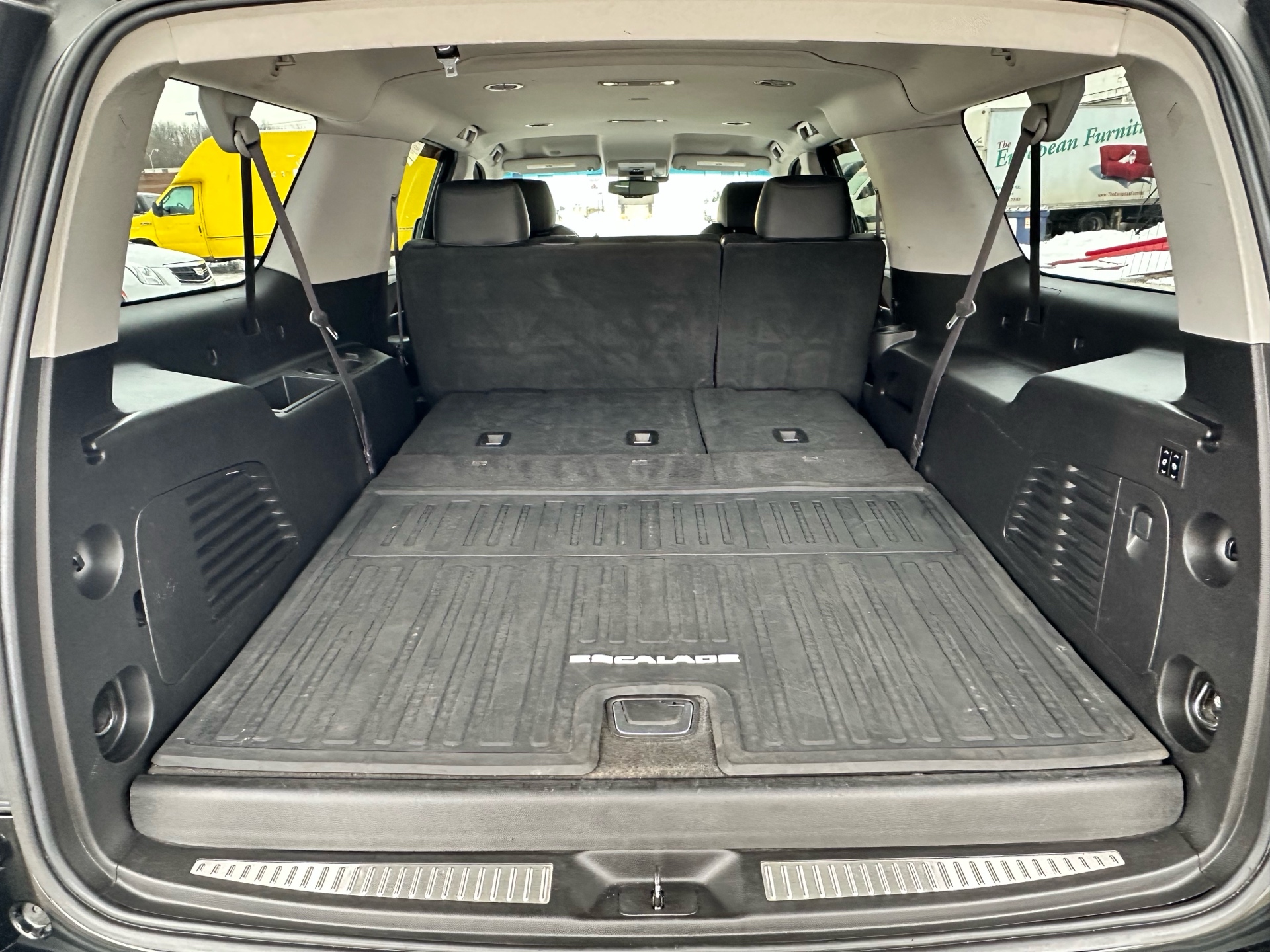 /klautosales/2016-Cadillac-EscaladeESV-2759050891625232.jpg
