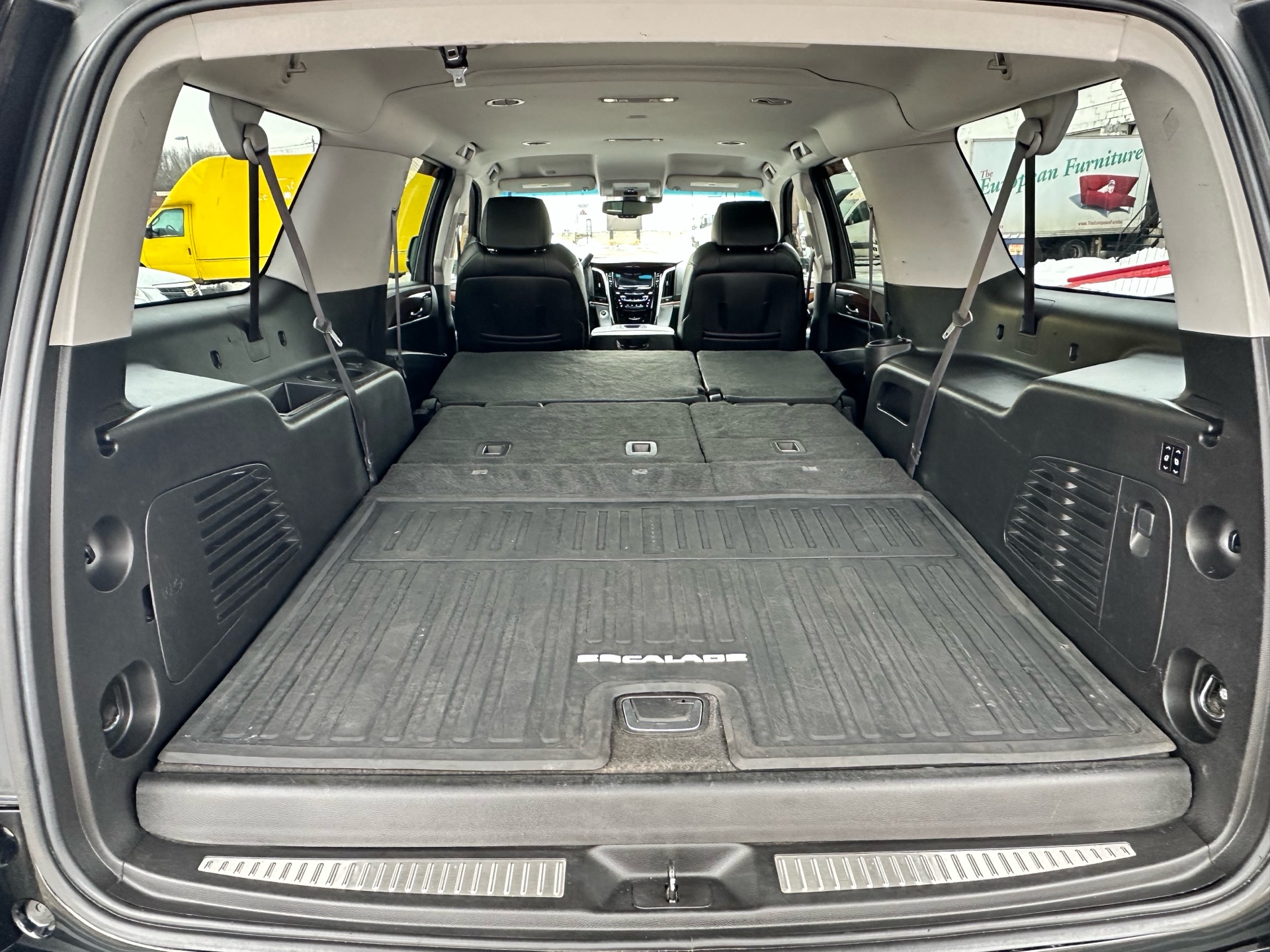 /klautosales/2016-Cadillac-EscaladeESV-6274674140154062.jpg
