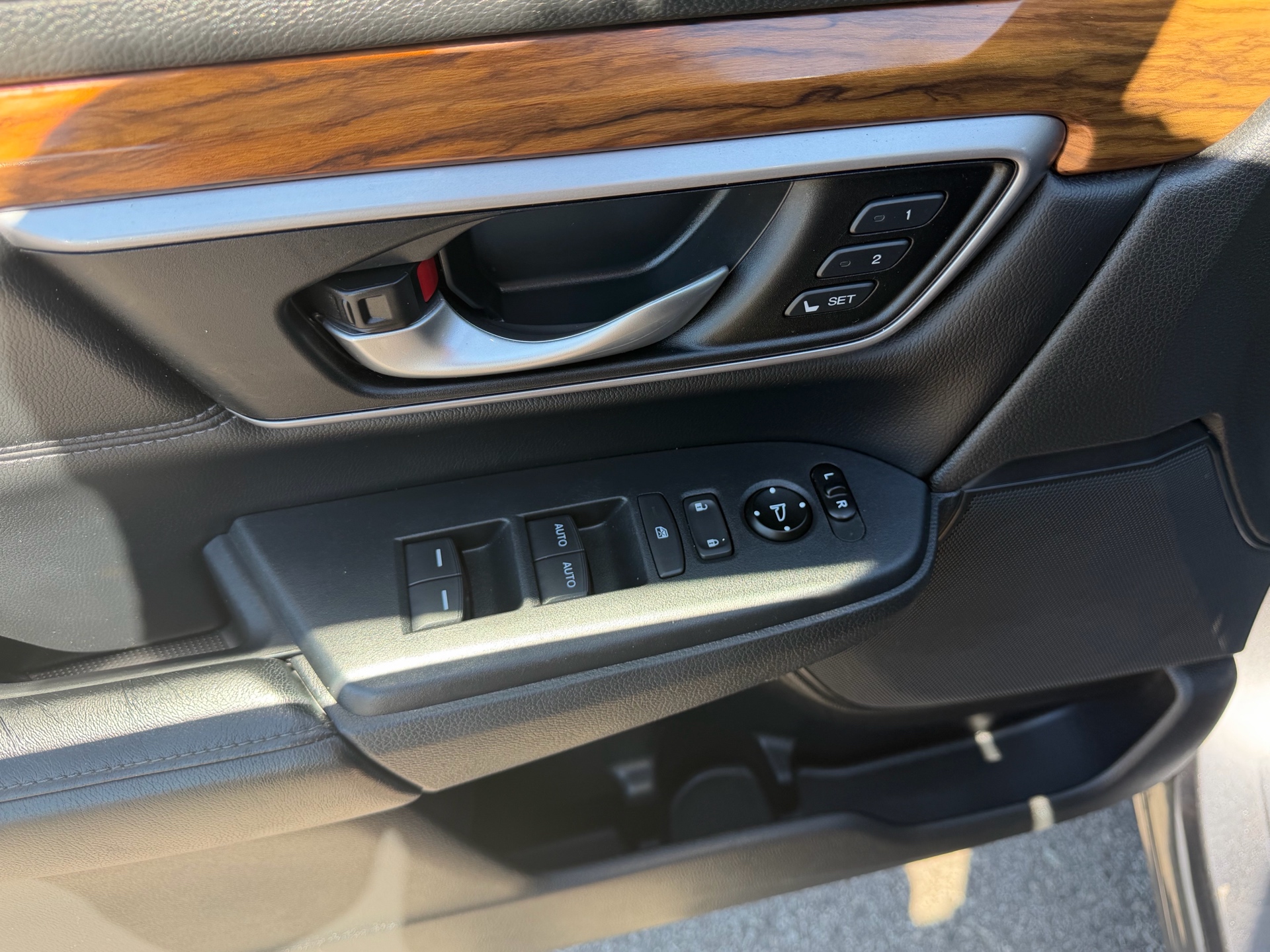 /klautosales/2017-Honda-CR-V-2527984129252485.jpg