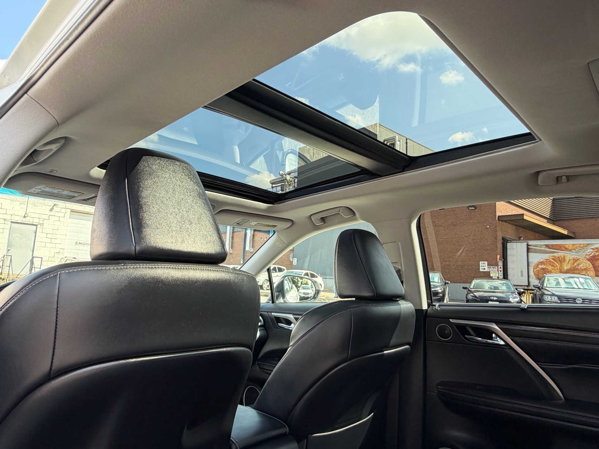 /klautosales/2017-Lexus-RX-5112382958048896.jpg
