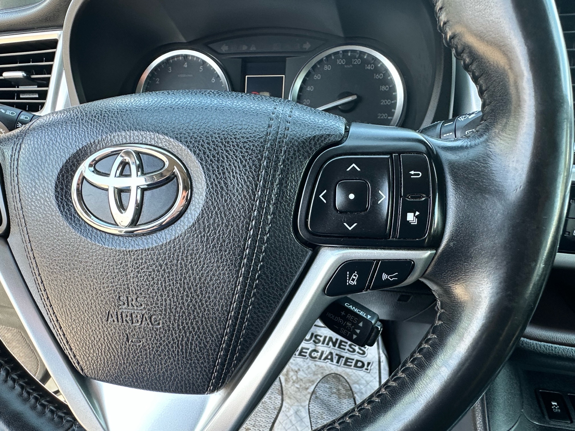 /klautosales/2017-Toyota-Highlander-33566176808771386.jpg
