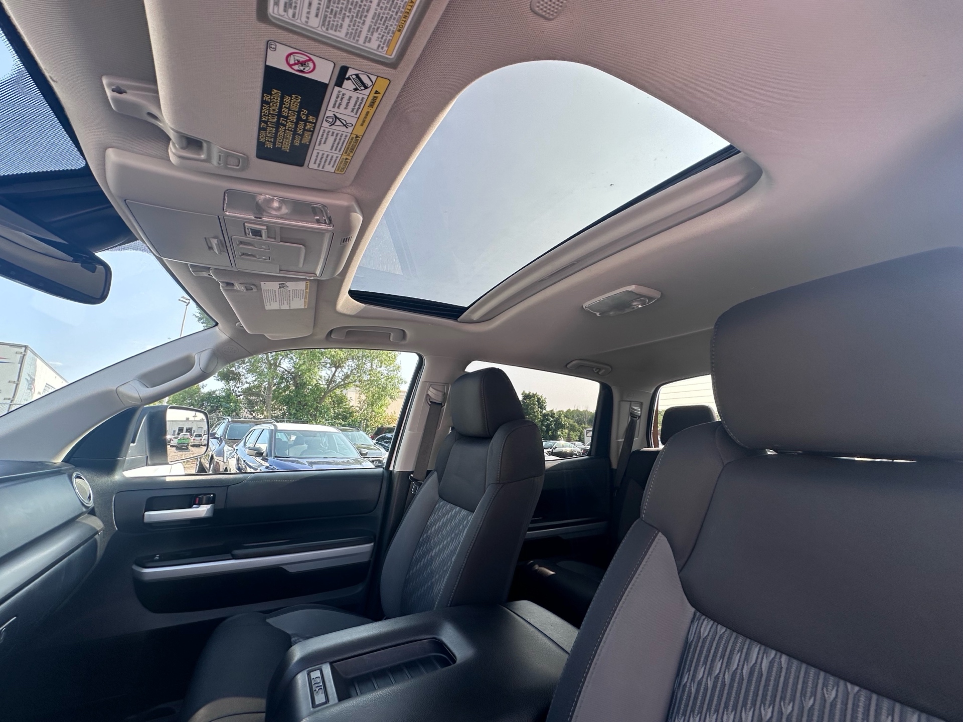 /klautosales/2021-Toyota-Tundra-36210354768824926.jpg